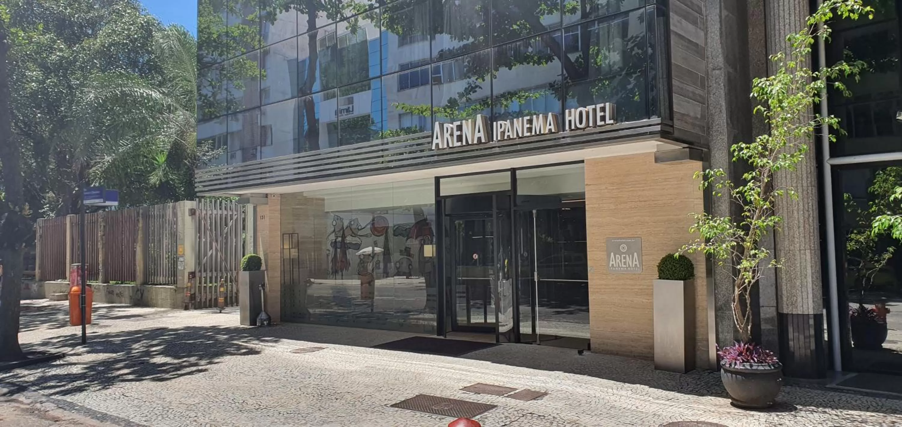 Facade/entrance in Arena Ipanema Hotel