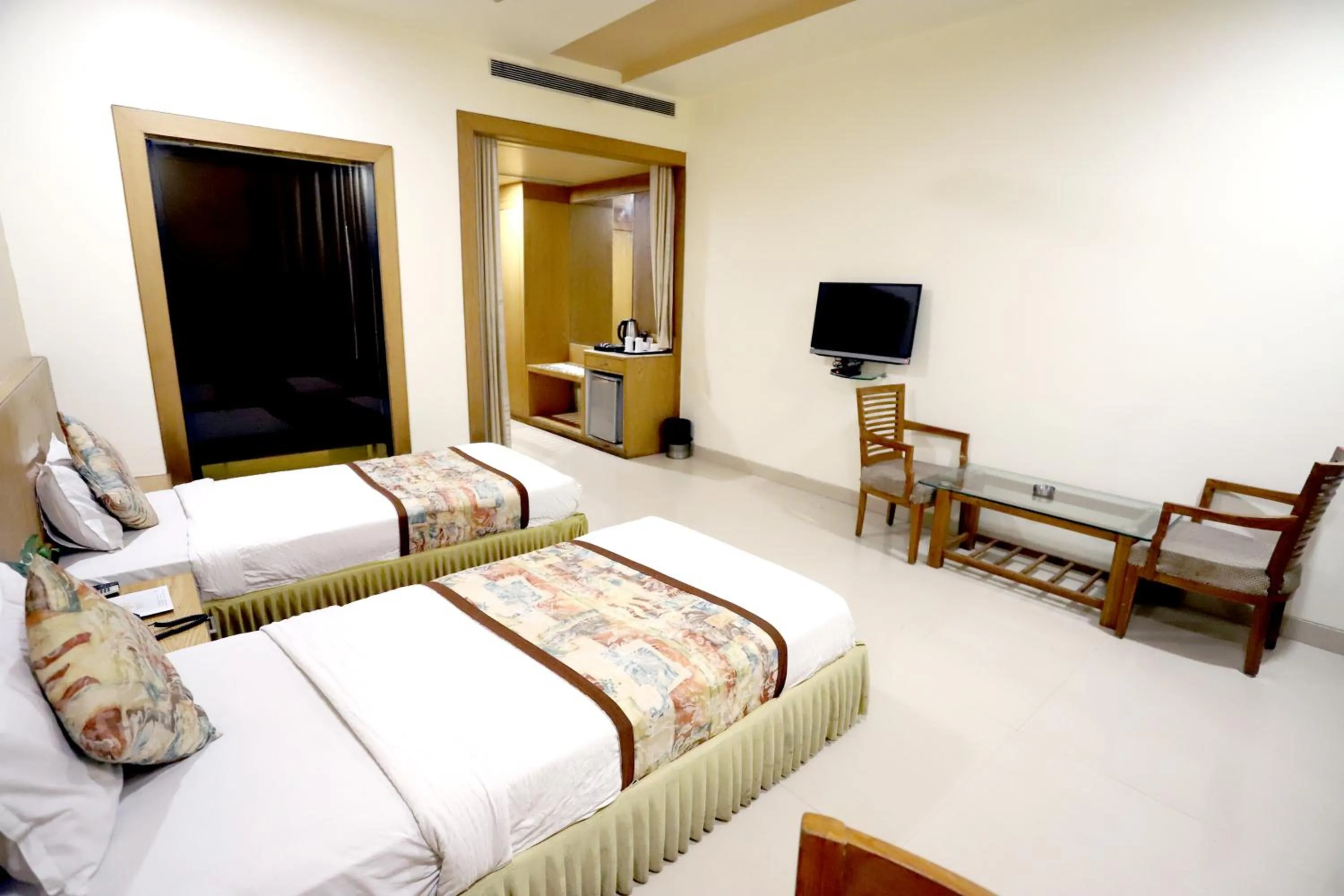 Photo of the whole room, Bed in HOTEL BLUE PEARL