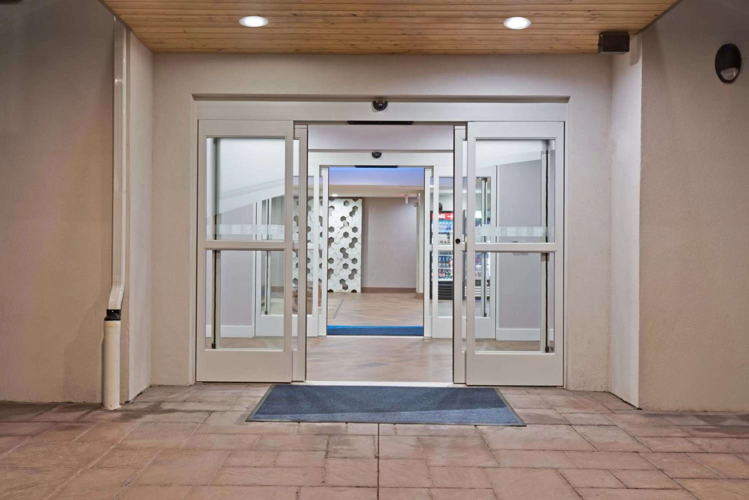 Property building in Holiday Inn Express & Suites New Cumberland by IHG