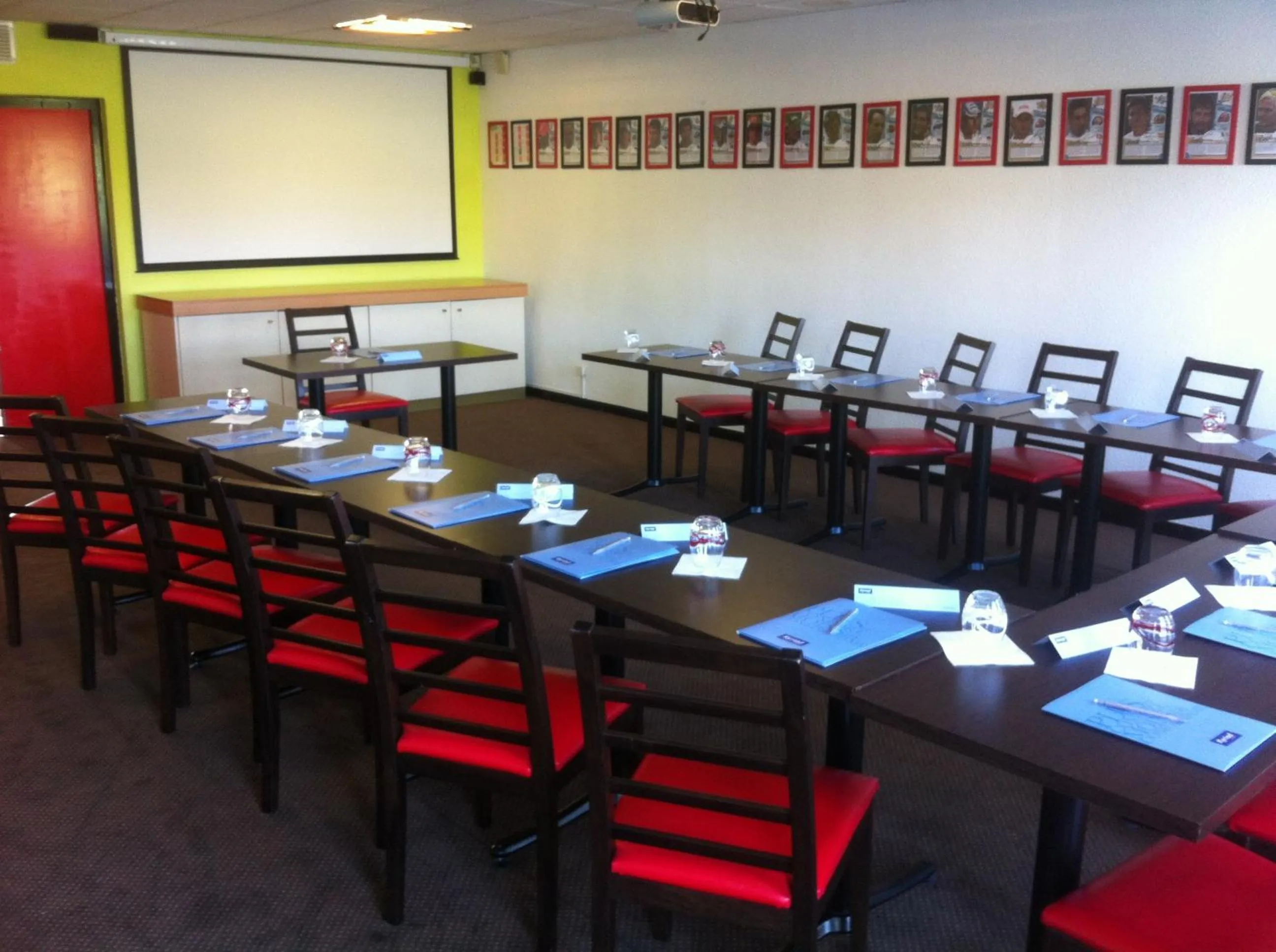 Business facilities in Enzo Hotels Vierzon by Kyriad Direct