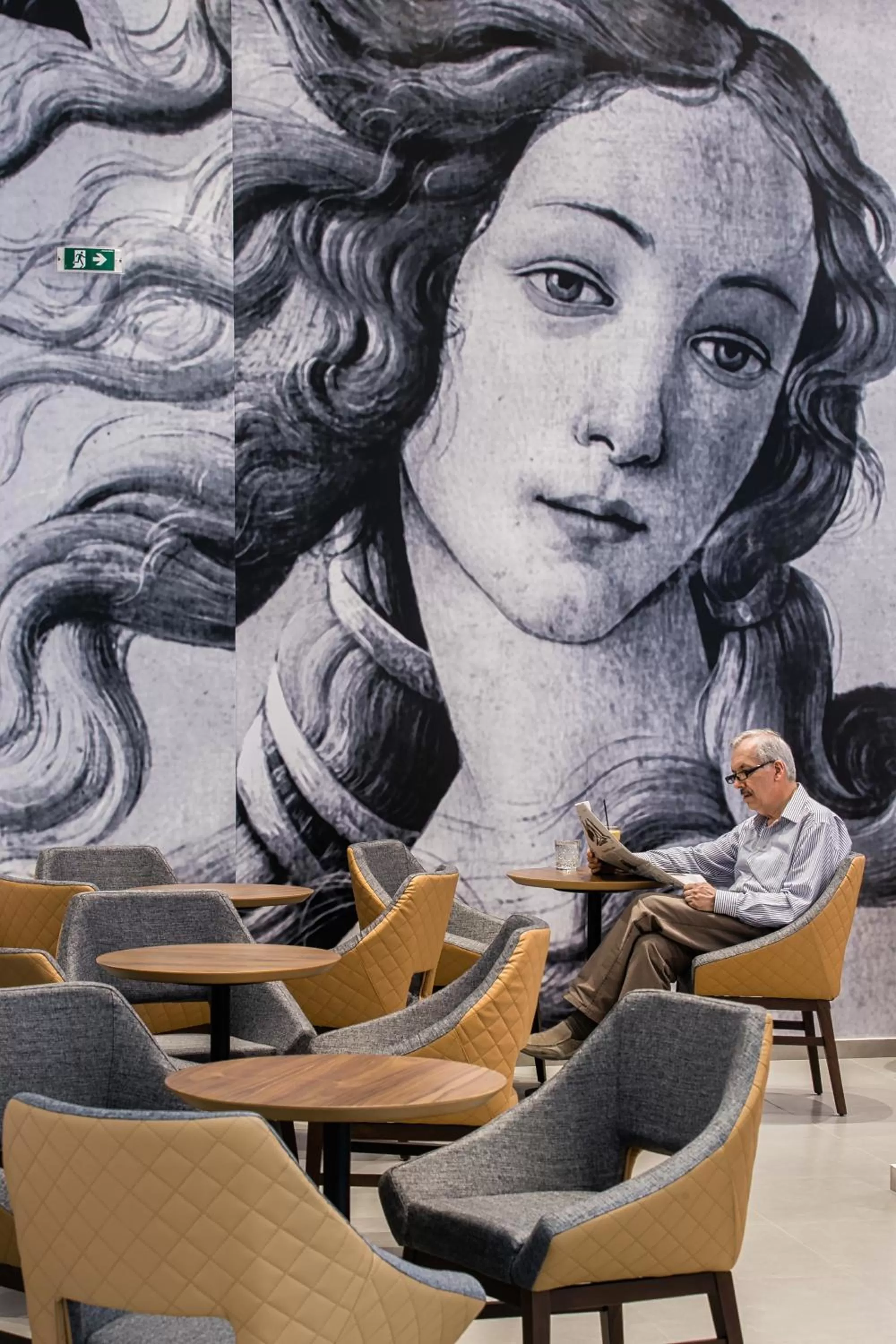 Restaurant/places to eat in Athens Cypria Hotel