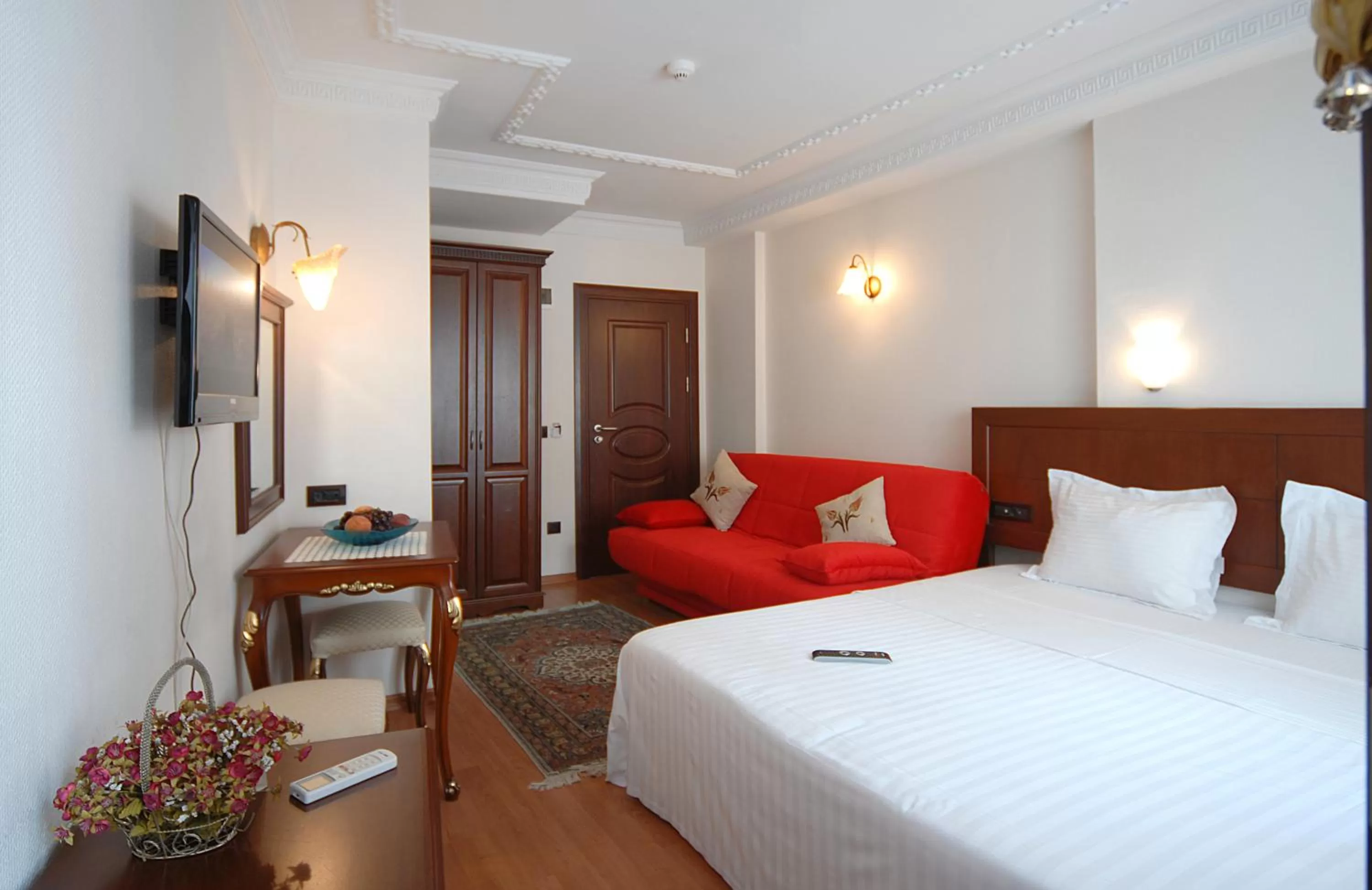 Photo of the whole room, Bed in Ada Hotel Istanbul
