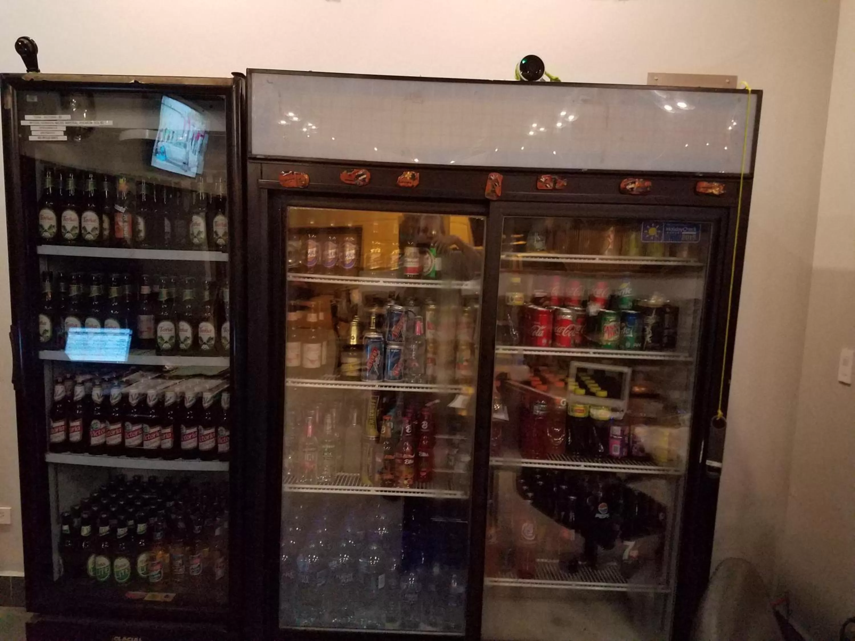 Lounge or bar, Supermarket/Shops in Airport X Managua