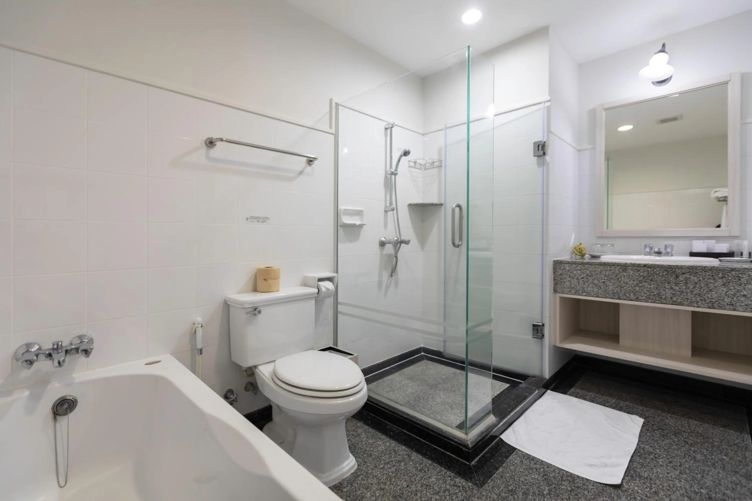 Shower in Kantary Bay Hotel And Serviced Apartment Rayong