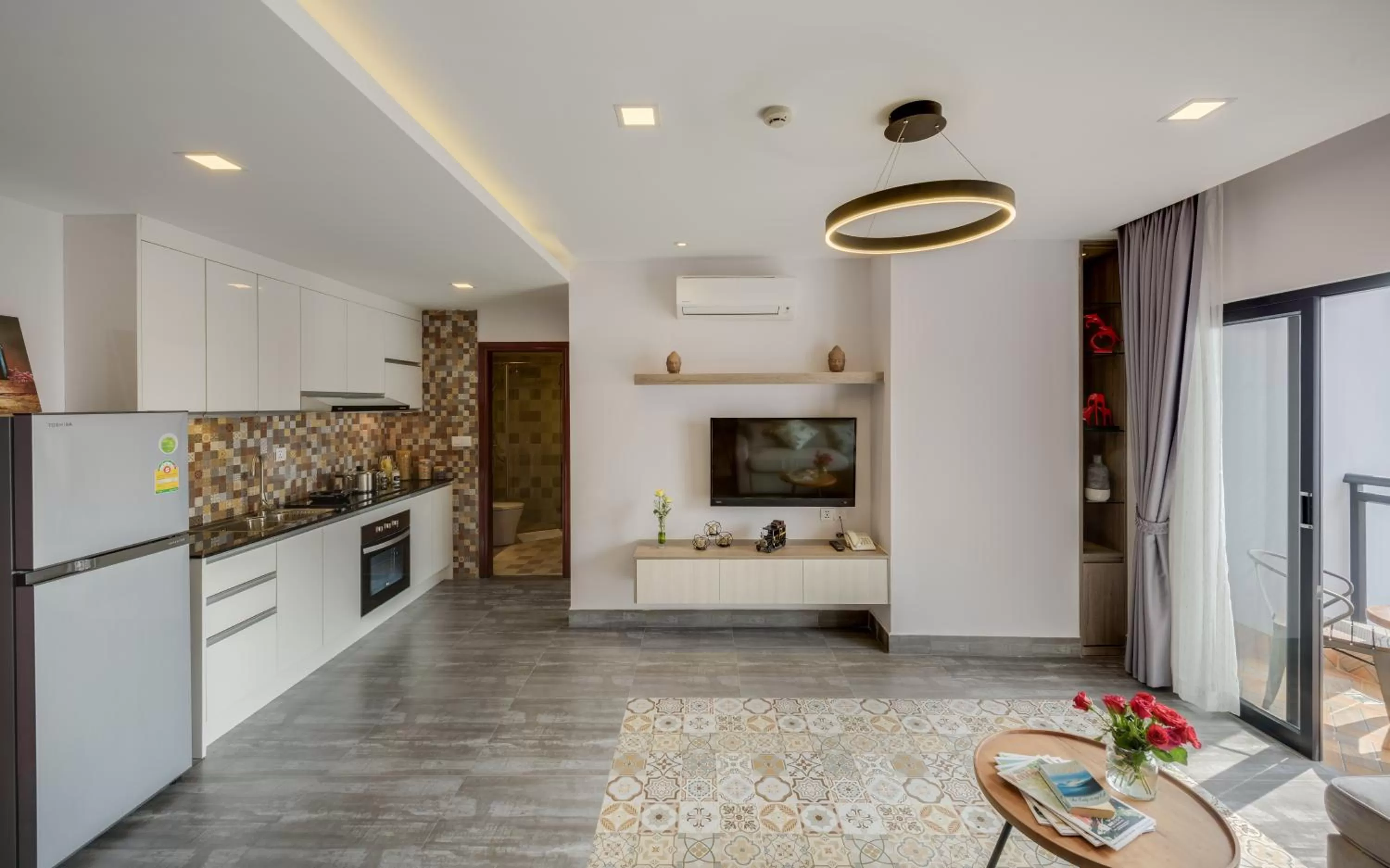 Kitchen or kitchenette in Phnom Penh 51 Hotel & Residences