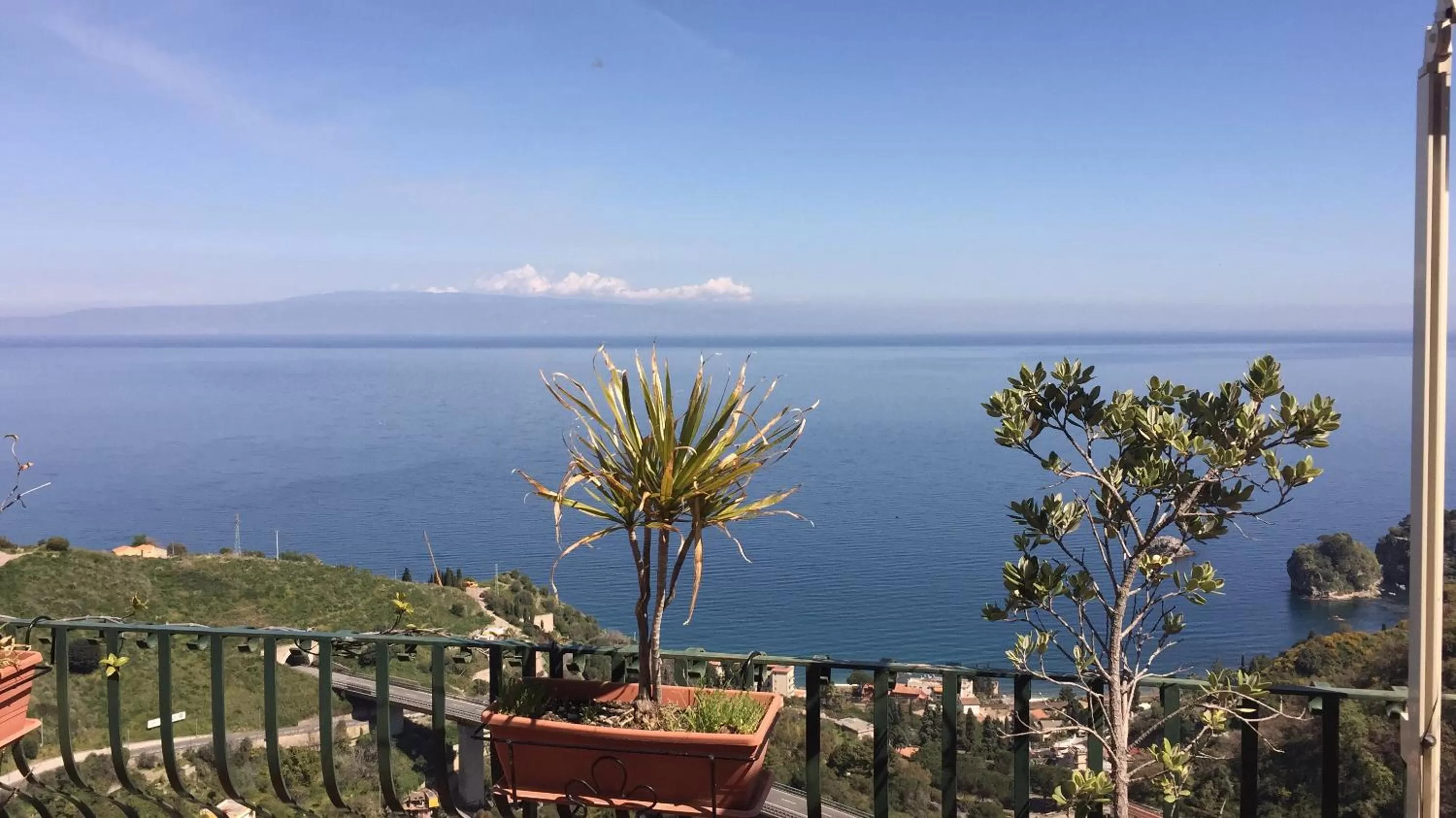 Sea view in B&B La Terrazza Sul Mare Taormina