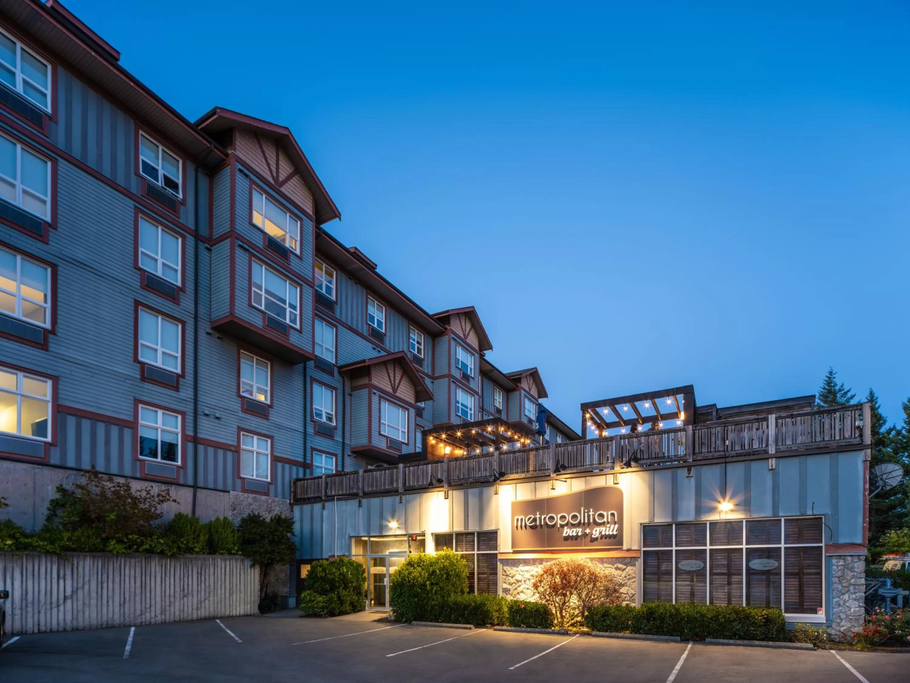 Restaurant/places to eat in Four Points by Sheraton Victoria Gateway