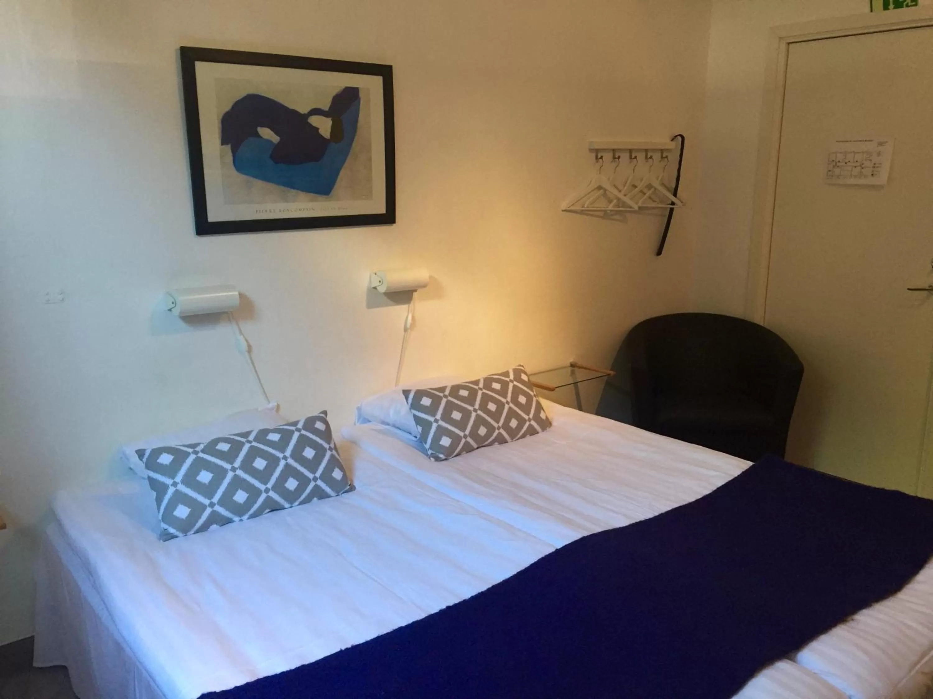 Photo of the whole room, Bed in Aurora Bed & Breakfast