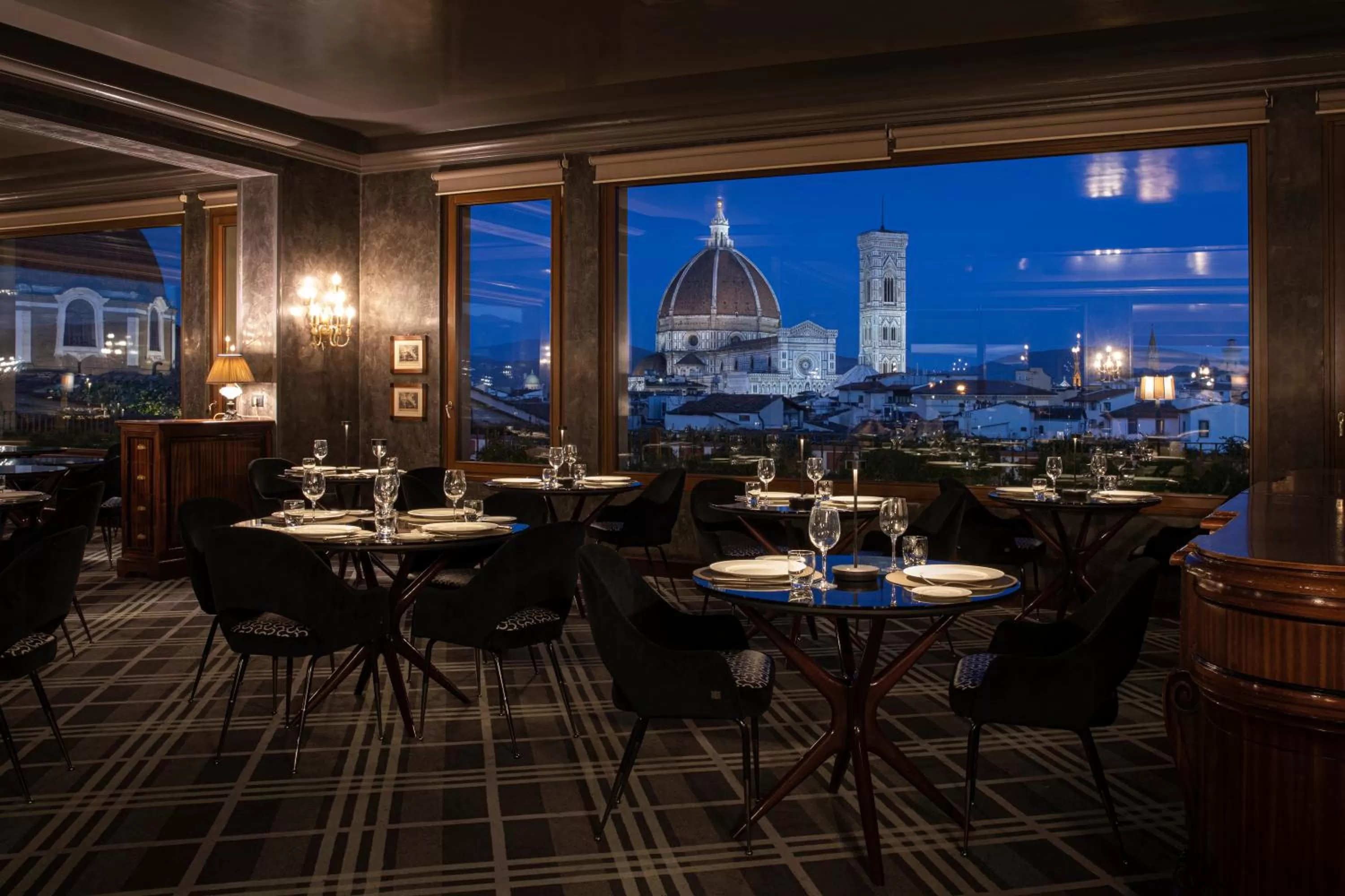 Restaurant/places to eat in Grand Hotel Baglioni