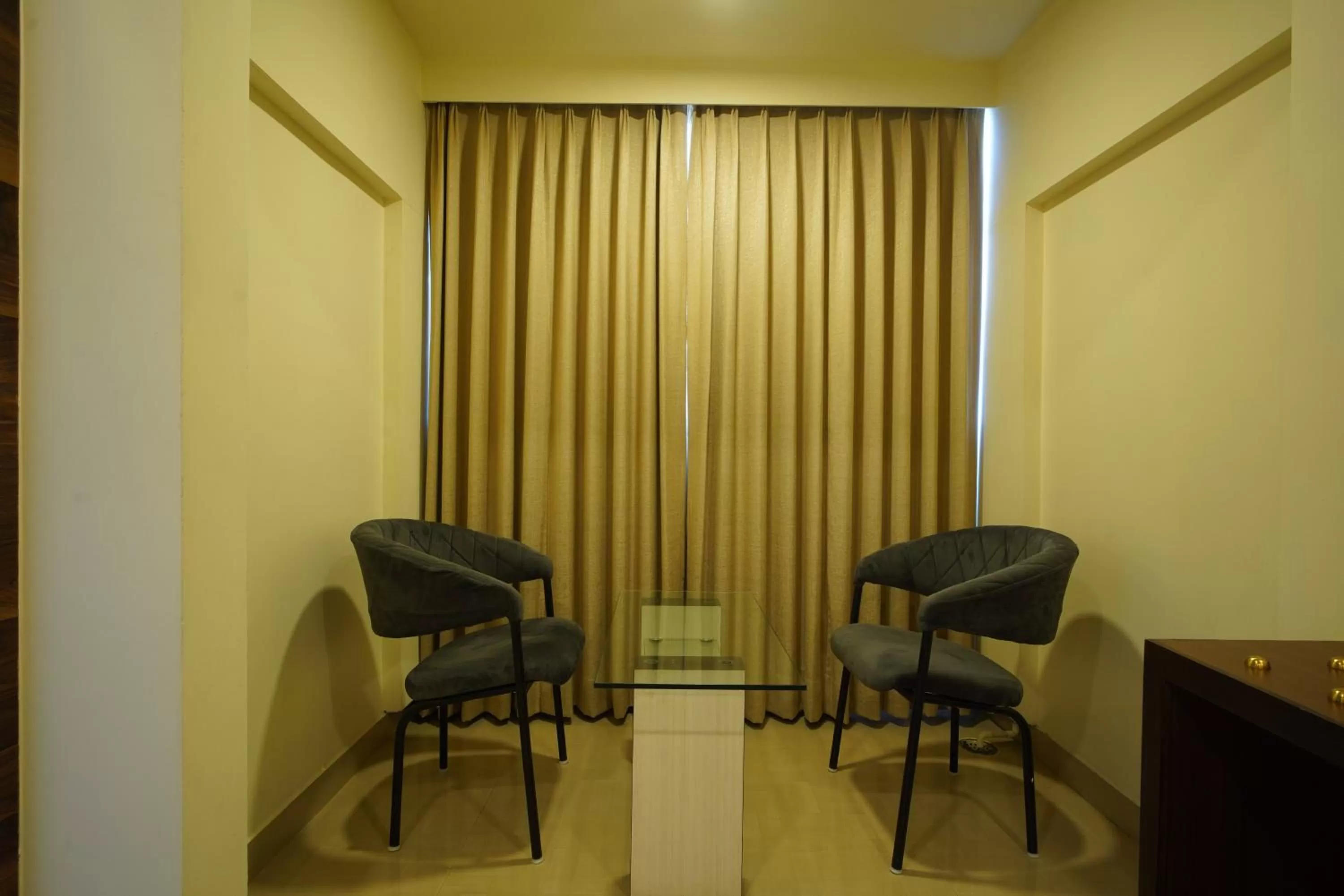 Seating area in Spectrum Resort, Spa & Residences