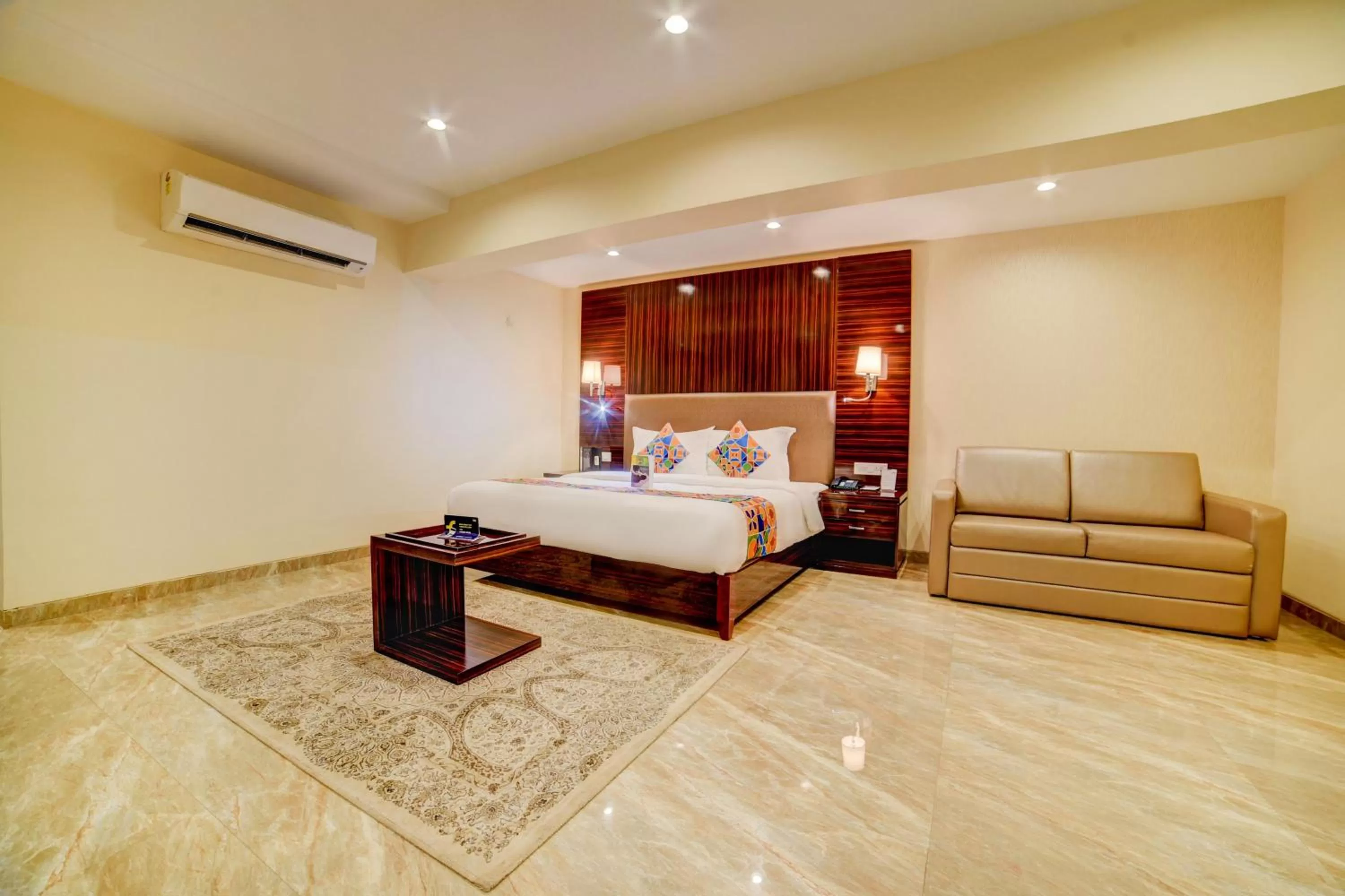 Bed in Fabhotel Prime Sarala Crown - 500M From Calangute Beach