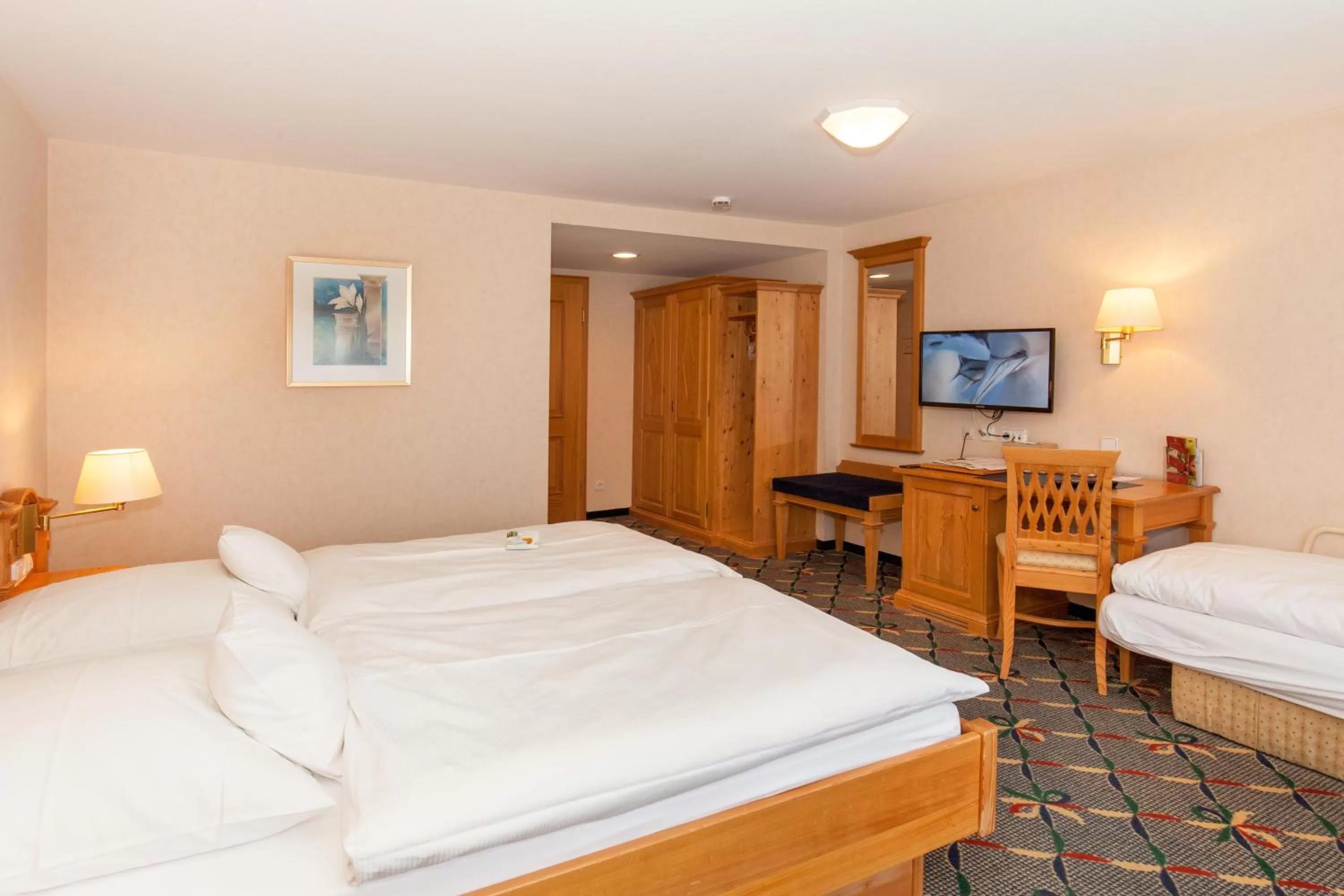 Bed in Landgasthof Hotel Hirsch