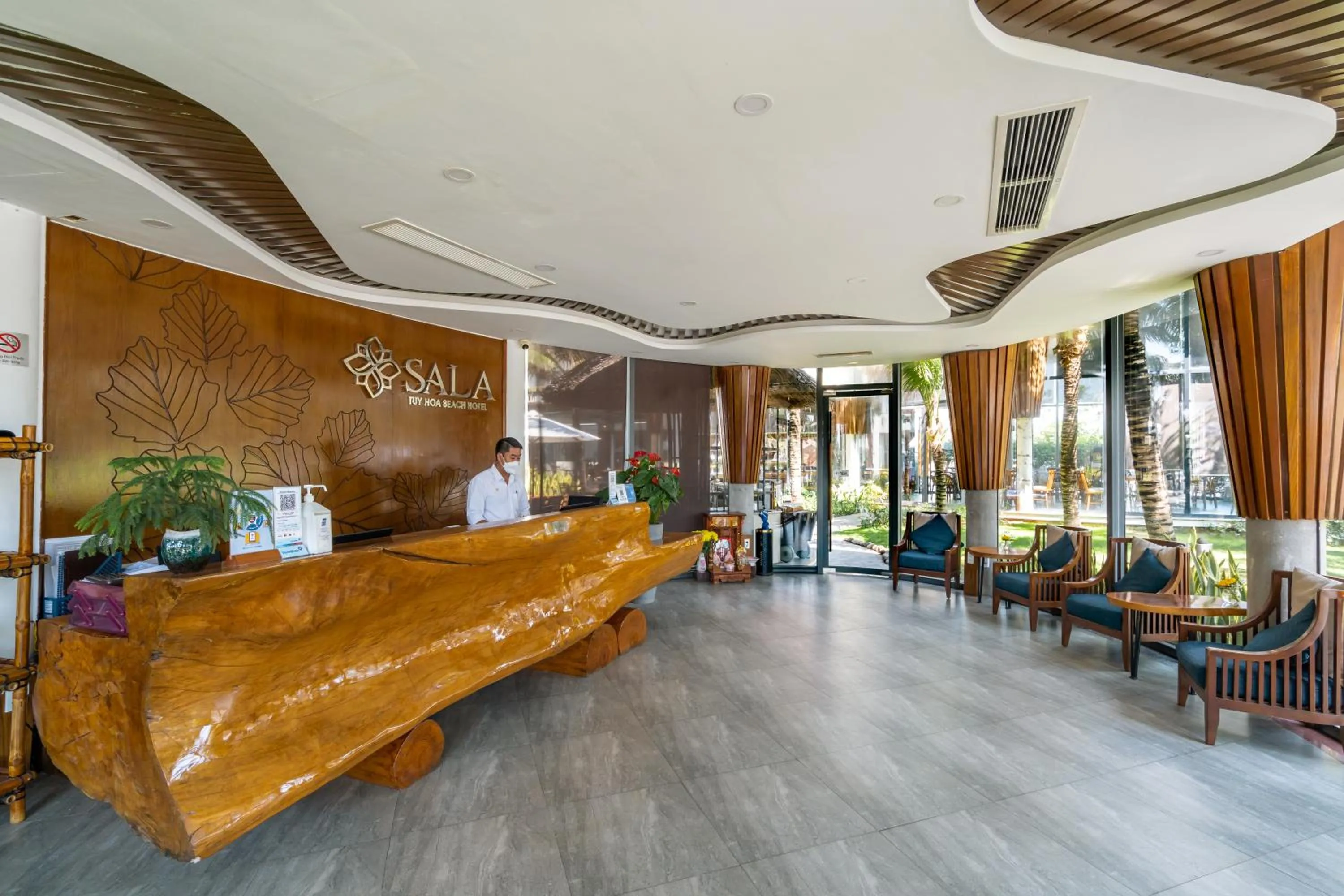 Lobby or reception, Bed in Sala Tuy Hoa Beach Hotel