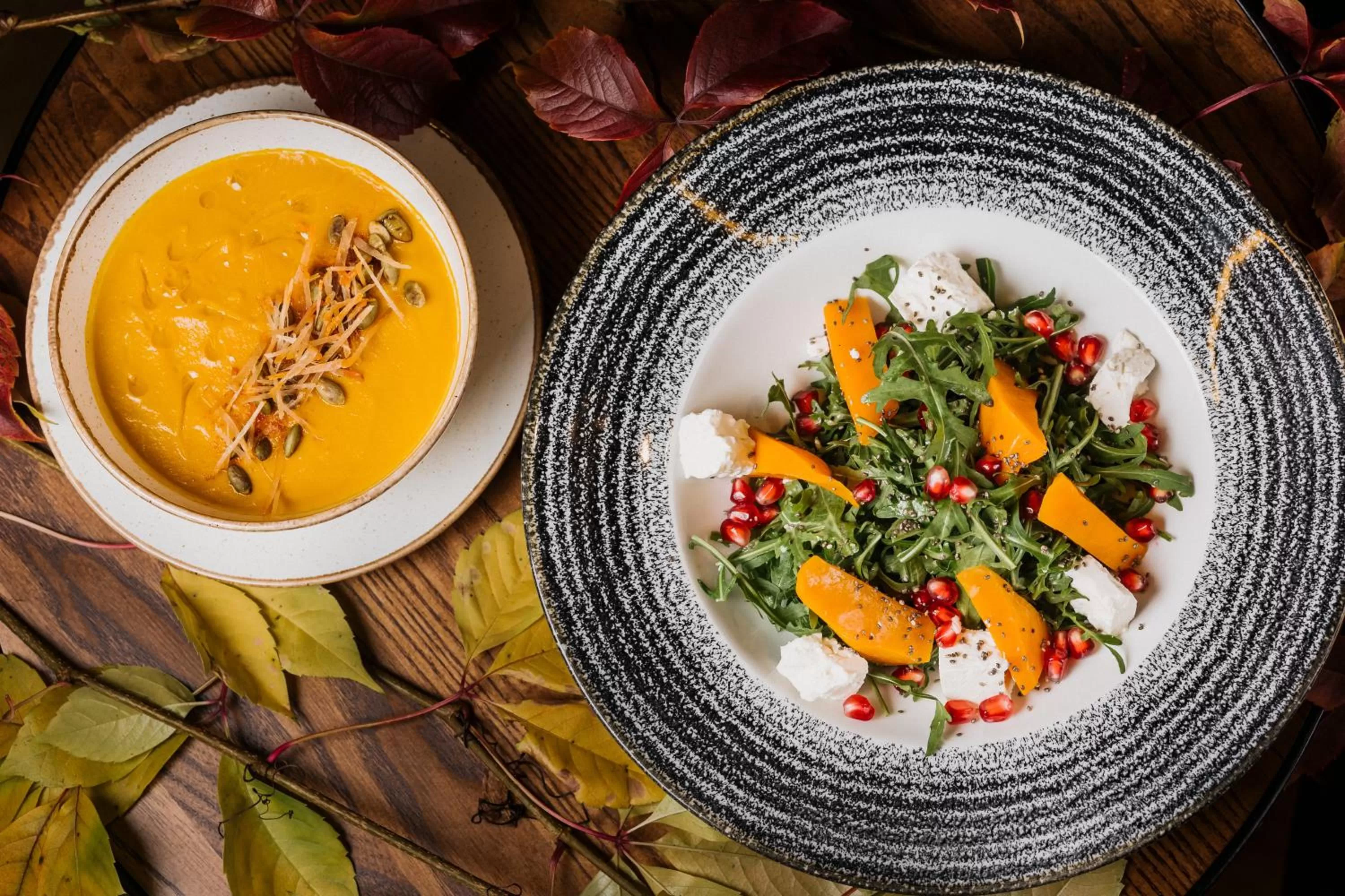 Restaurant/places to eat in ONOVO Dendra Hotel