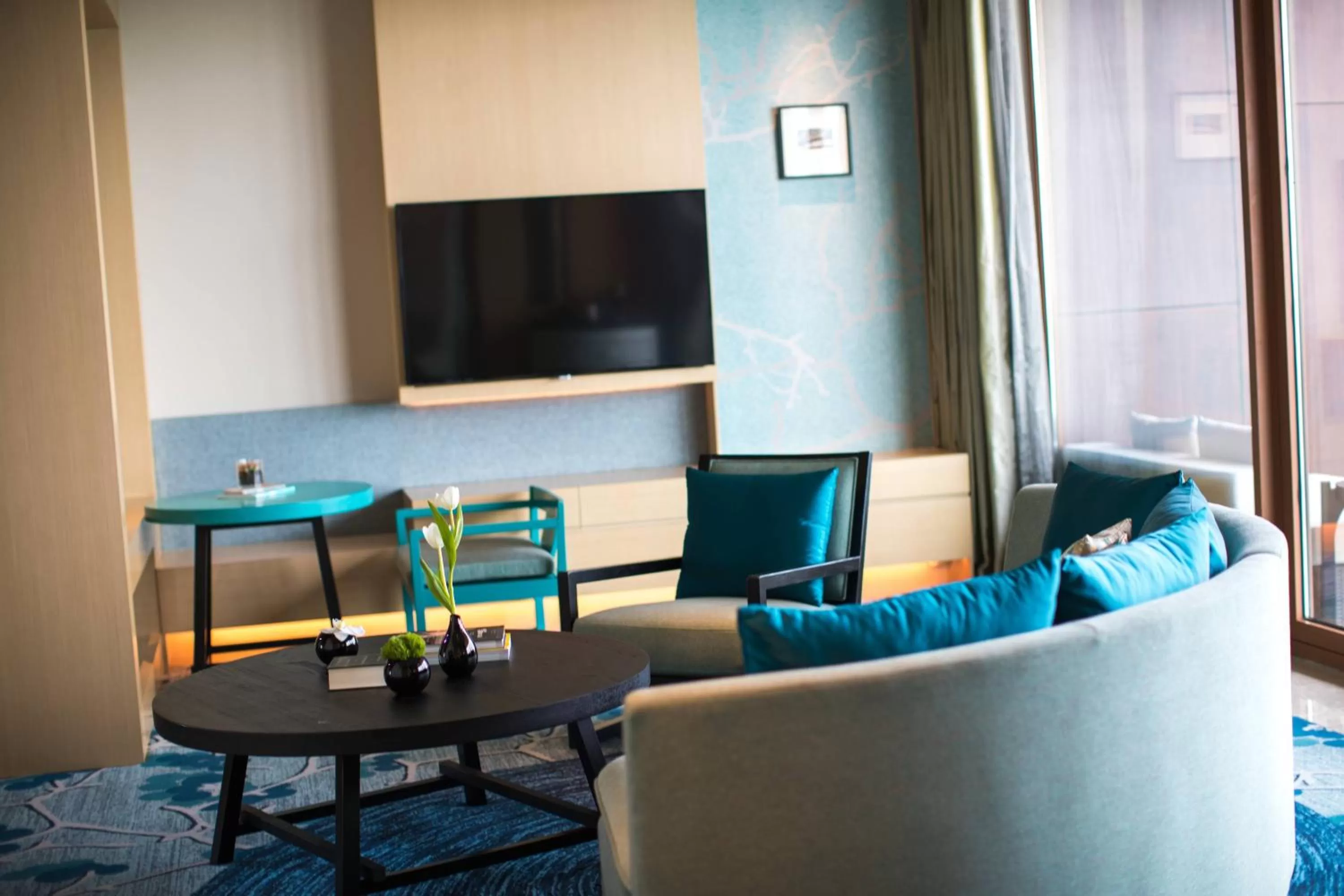 Living room in Renaissance Suzhou Taihu Lake Hotel