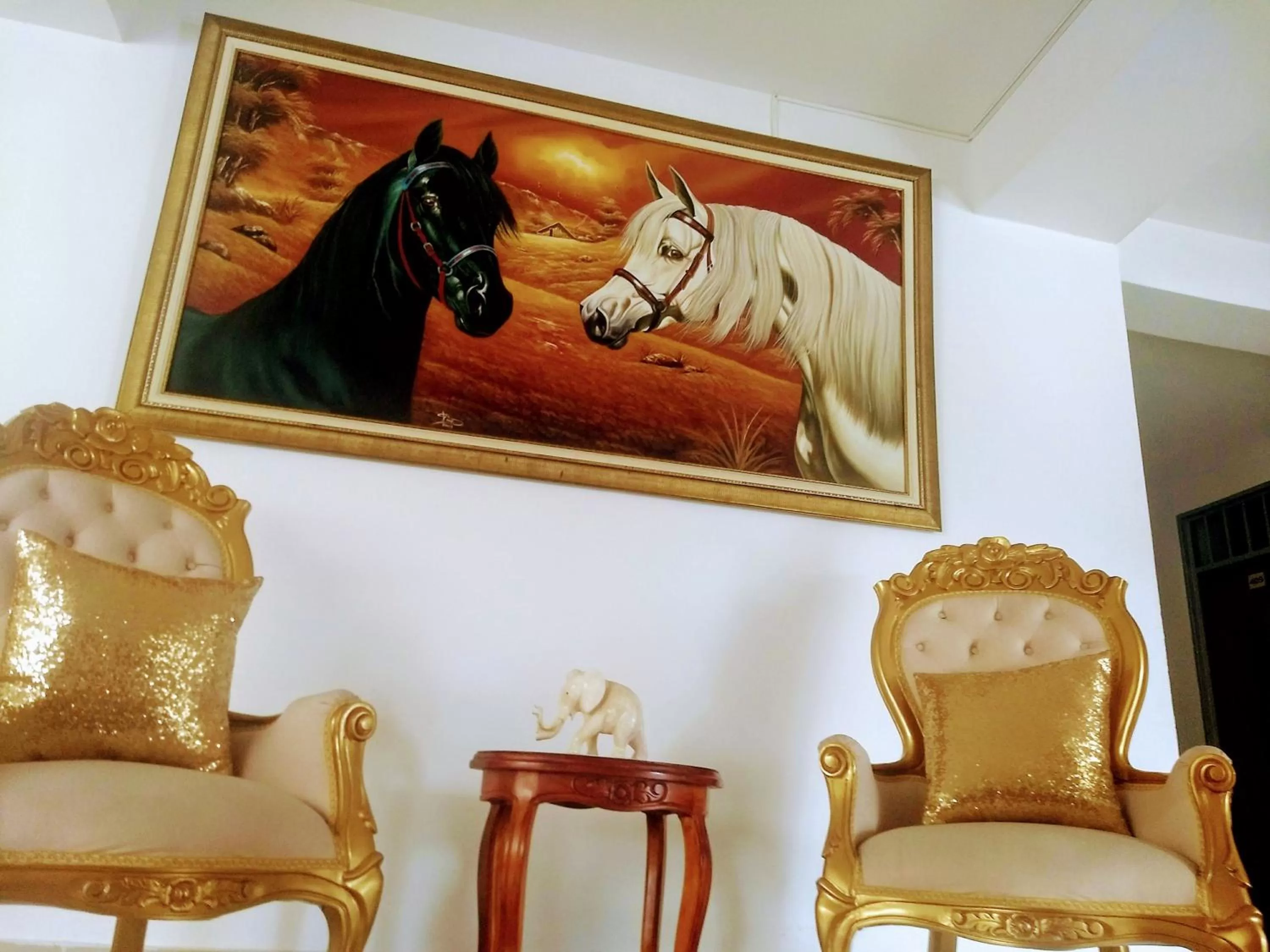 Decorative detail in Hotel Cafe Plaza