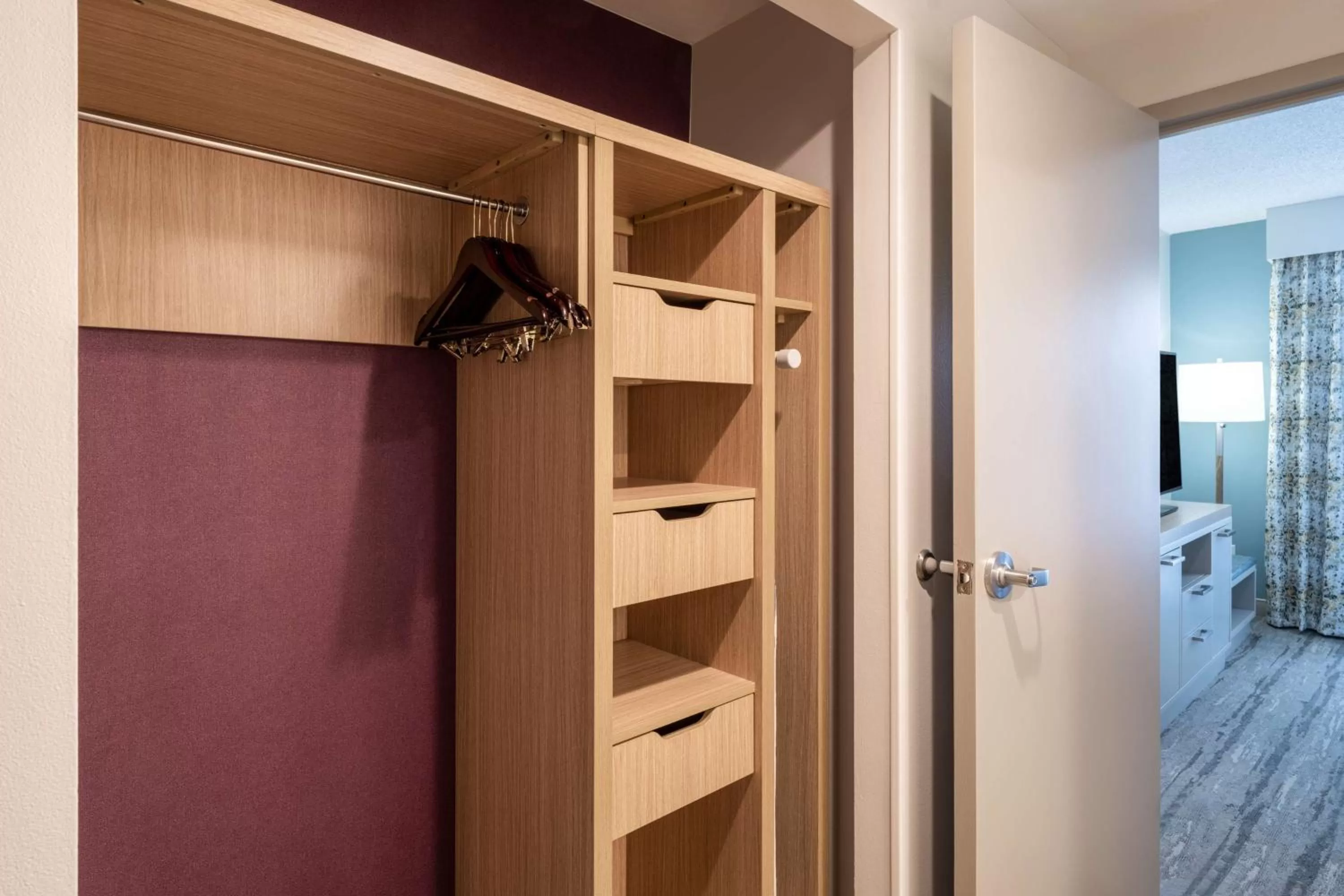 Photo of the whole room in Hilton Garden Inn Jacksonville Ponte Vedra Sawgrass