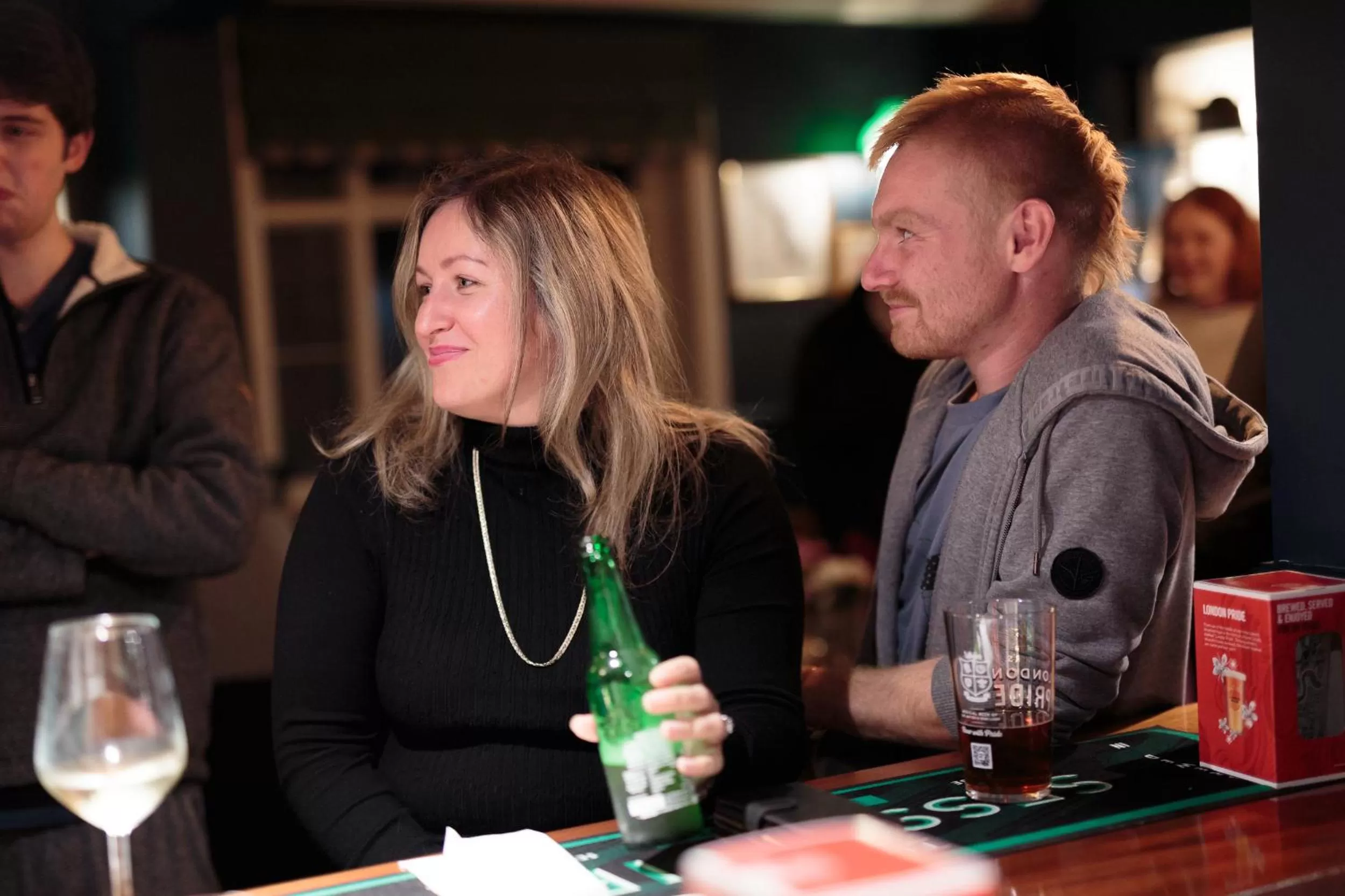 Lounge or bar in The Three Horseshoes East Worldham