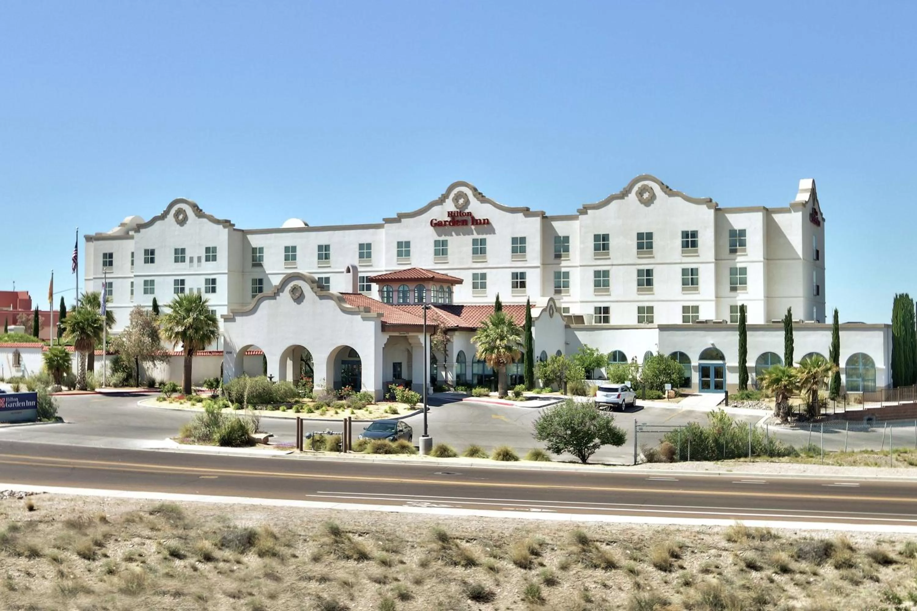 Property building in Hilton Garden Inn Las Cruces