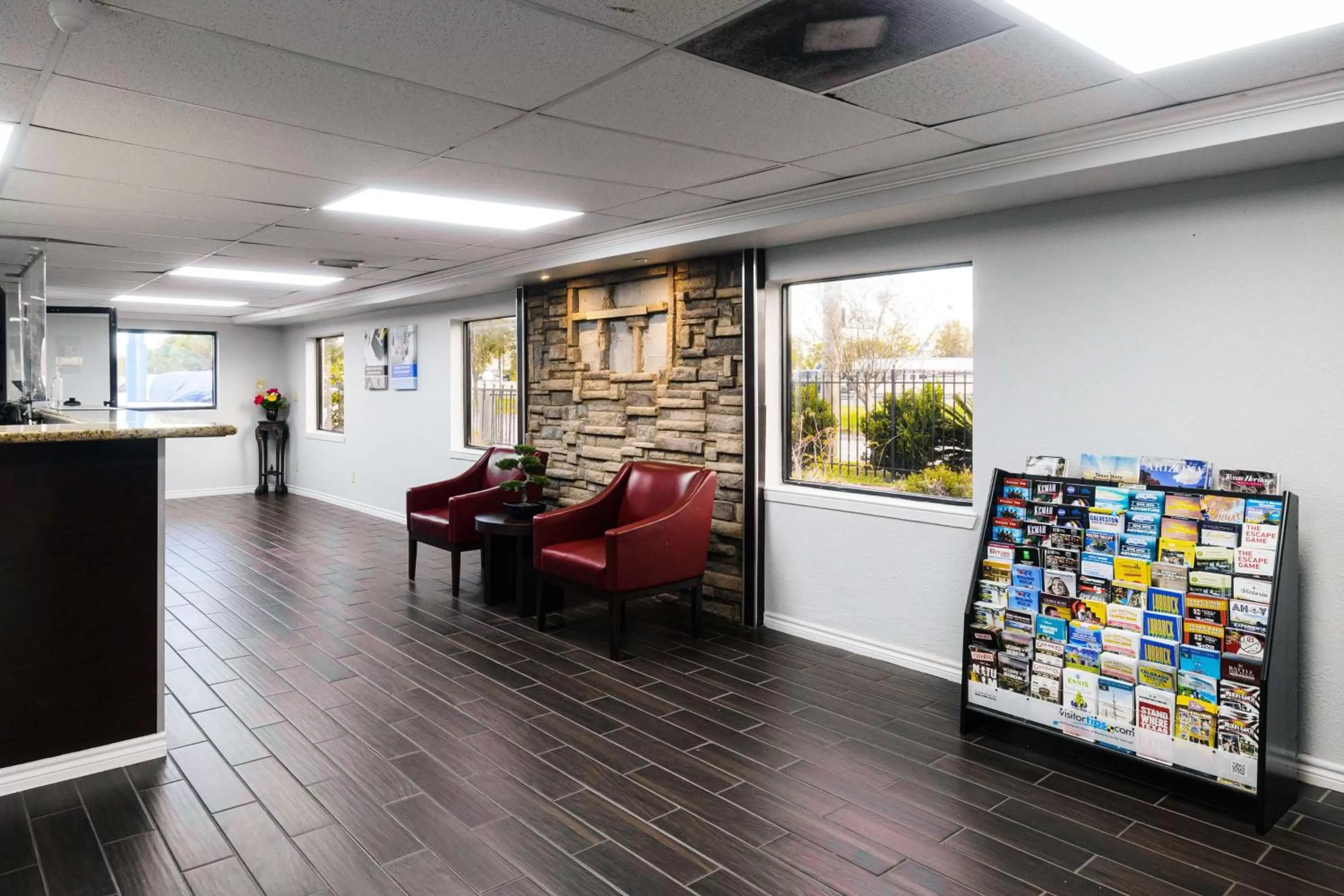 Lobby or reception in Studio 6 Channelview TX Baytown West