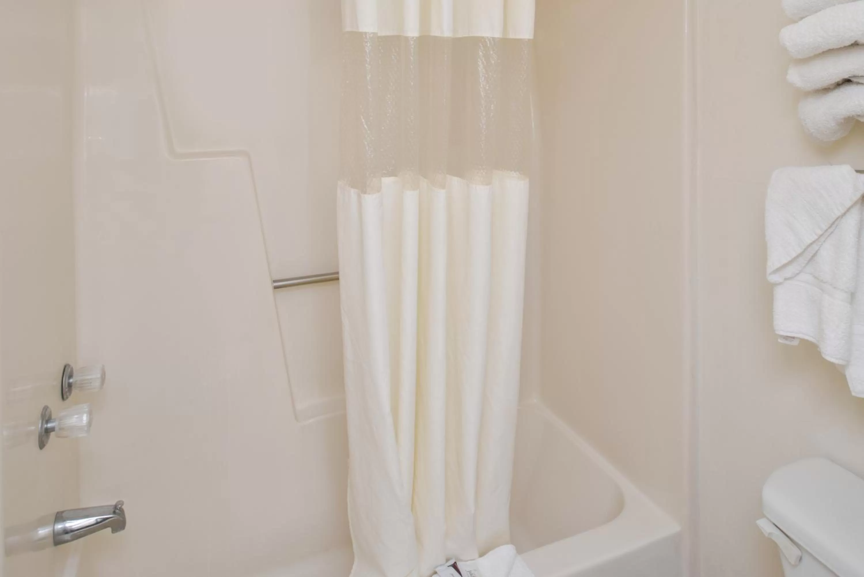 Red Carpet Inn Pulaski