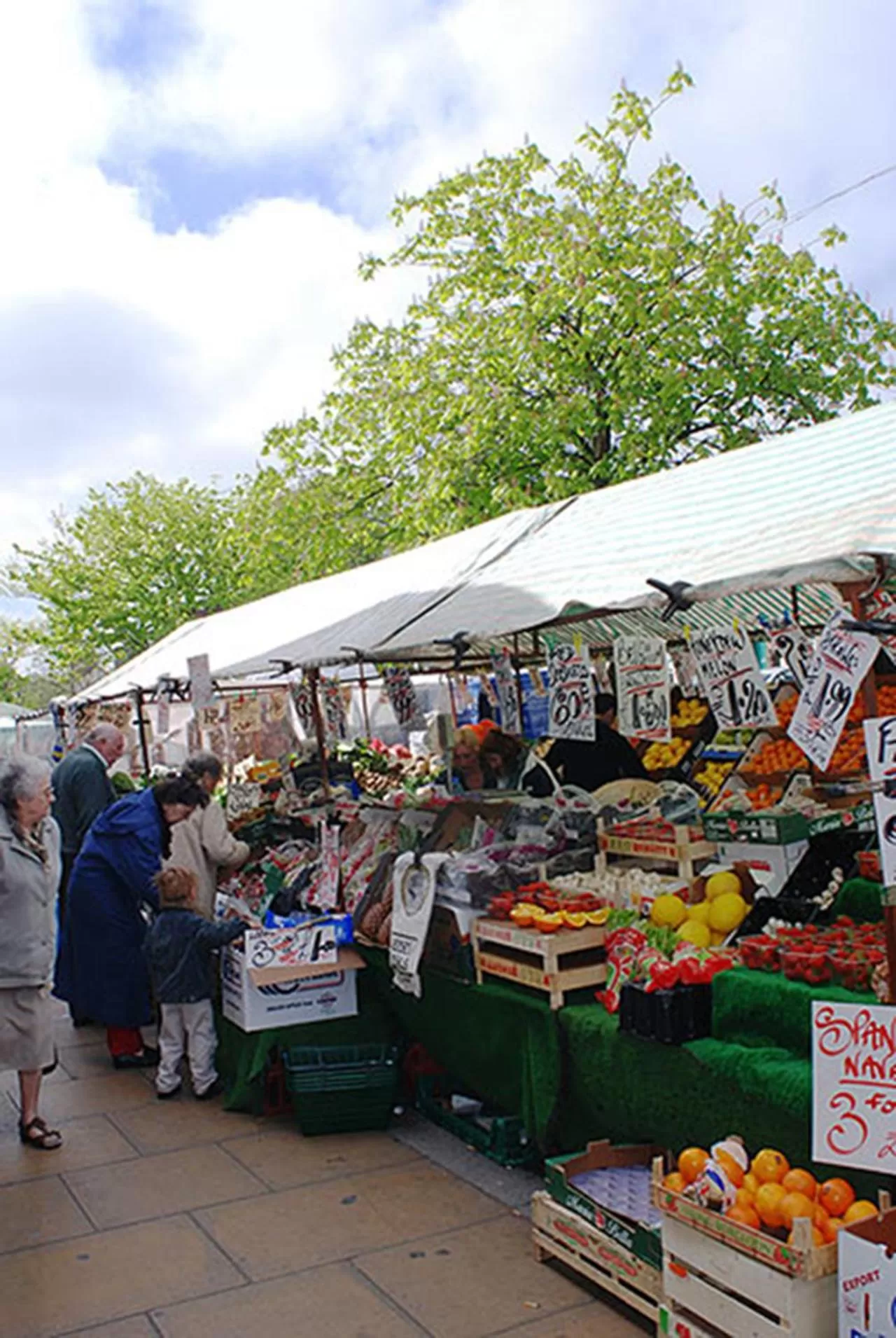 Supermarket/grocery shop in OutRam 26