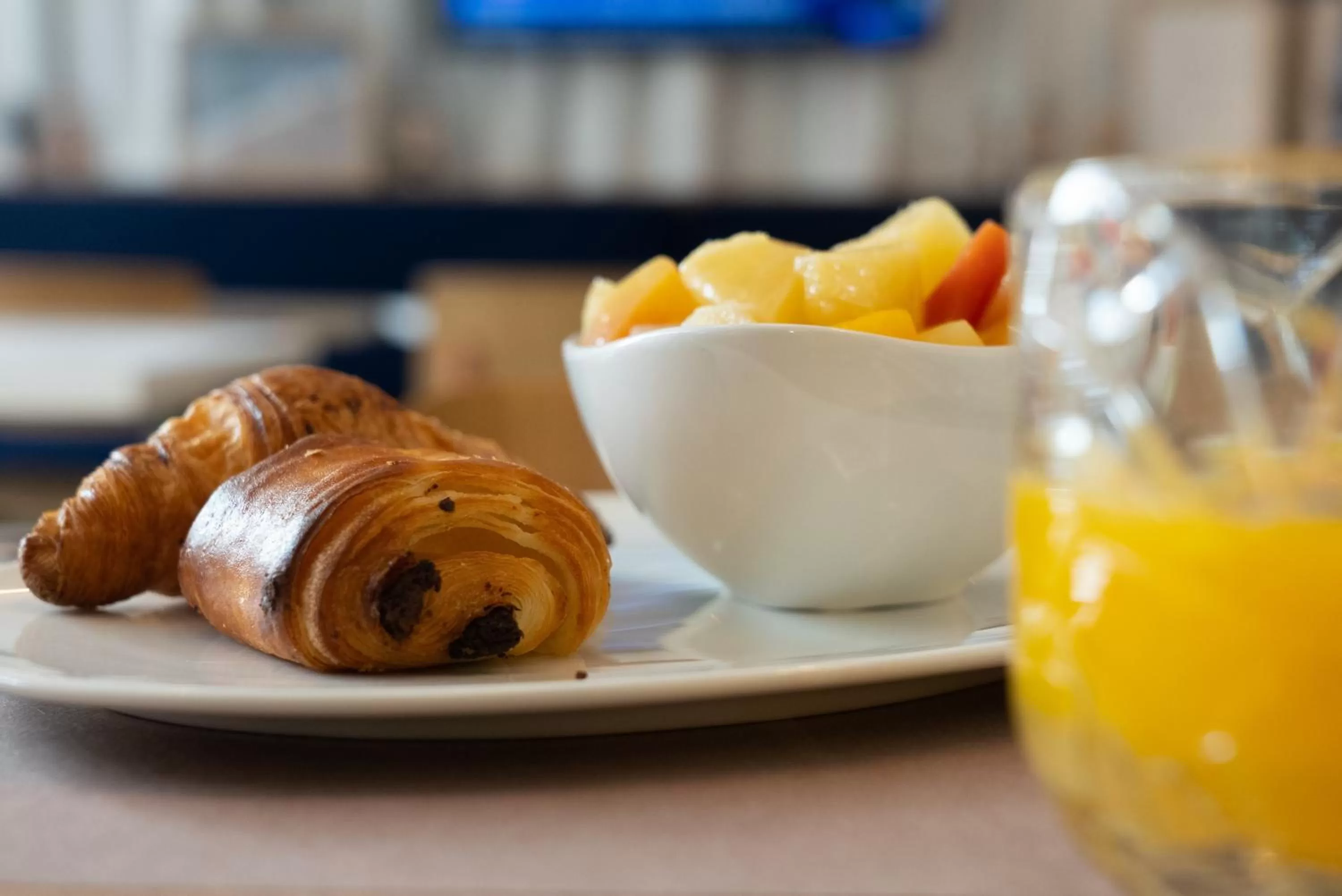 Buffet breakfast in ibis Styles Paris Romainville