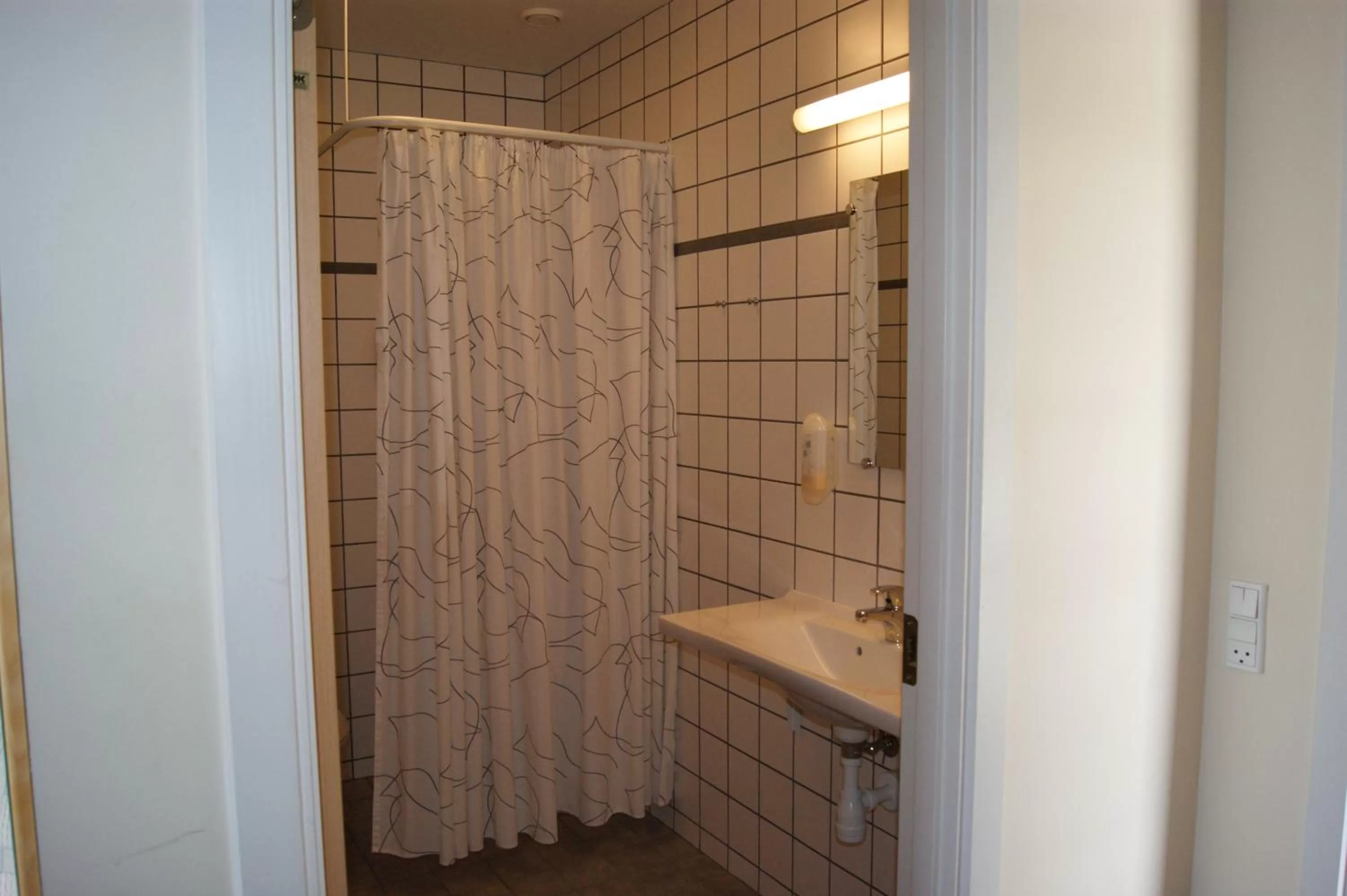 Bathroom in Hotel Røde-Kro