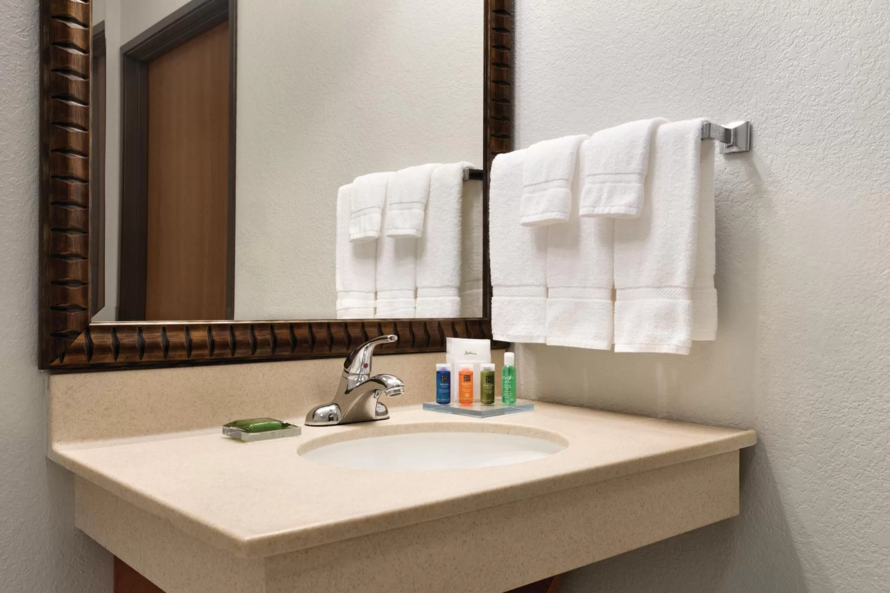 Bathroom in Radisson Hotel Ames Conference Center at ISU