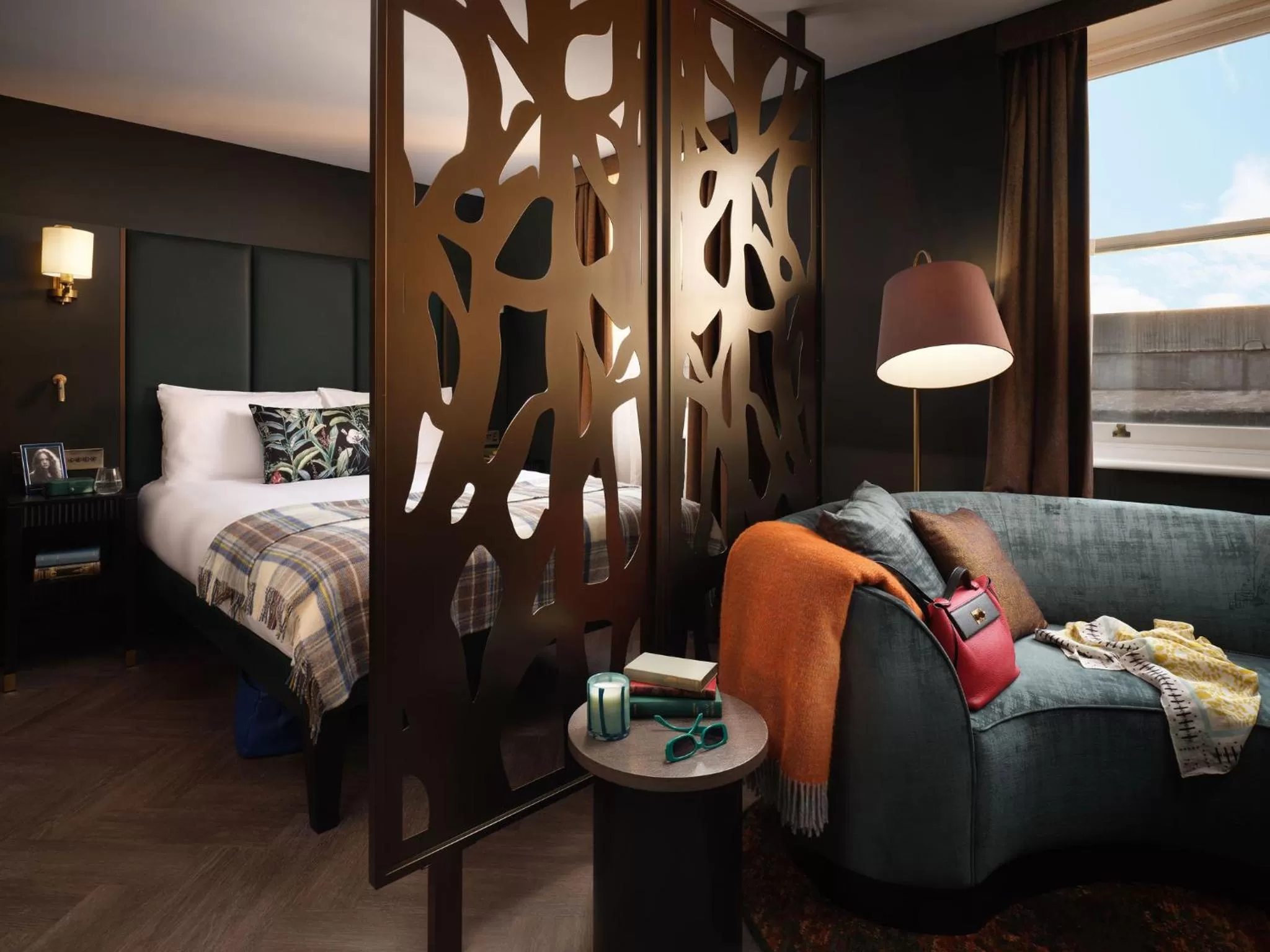 Bedroom, Bed in The Other House South Kensington