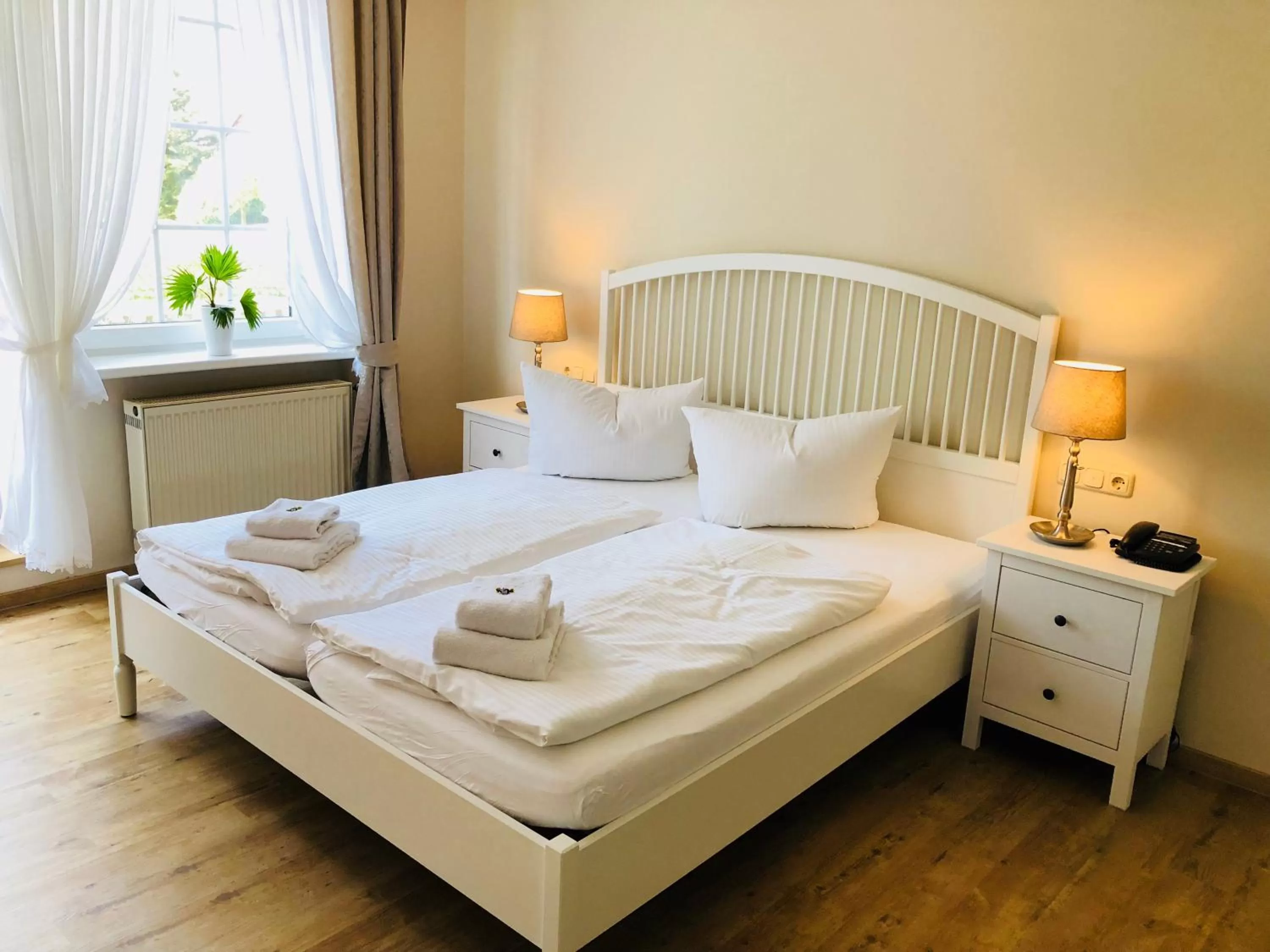 Decorative detail, Bed in Landhotel Gutshof im Oertzetal in Oldendorf, Südheide