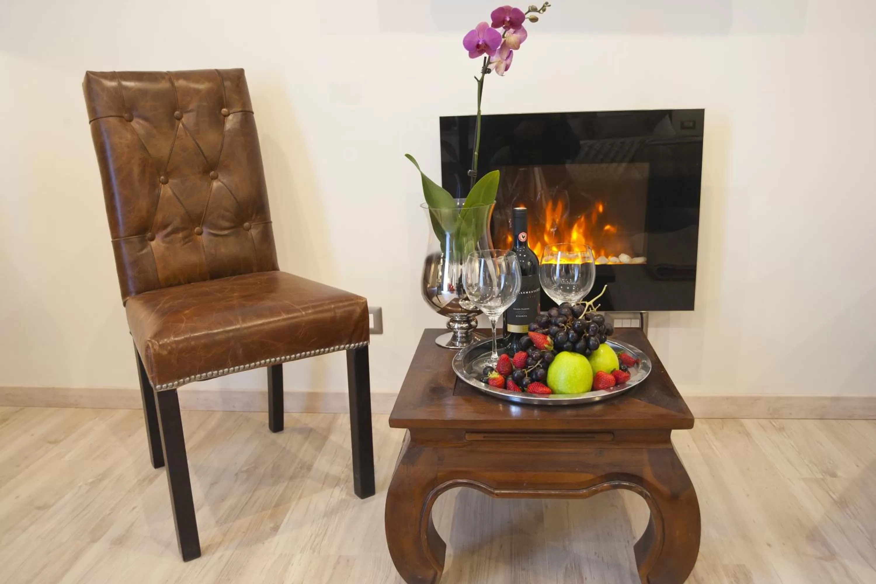 Day in Town House 62