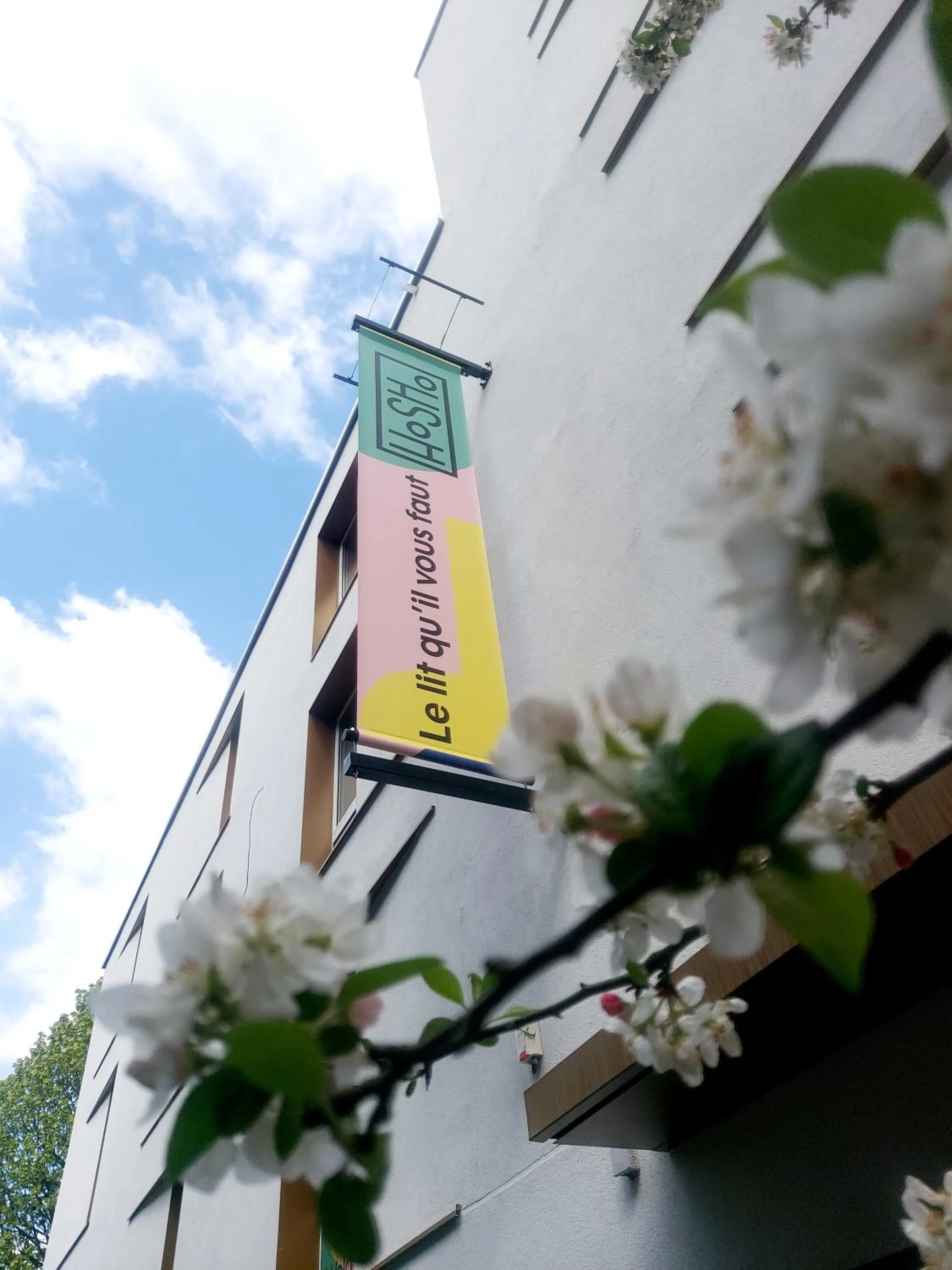 Logo/Certificate/Sign in Auberge de jeunesse Hosho Paris Sud - Porte d'Italie