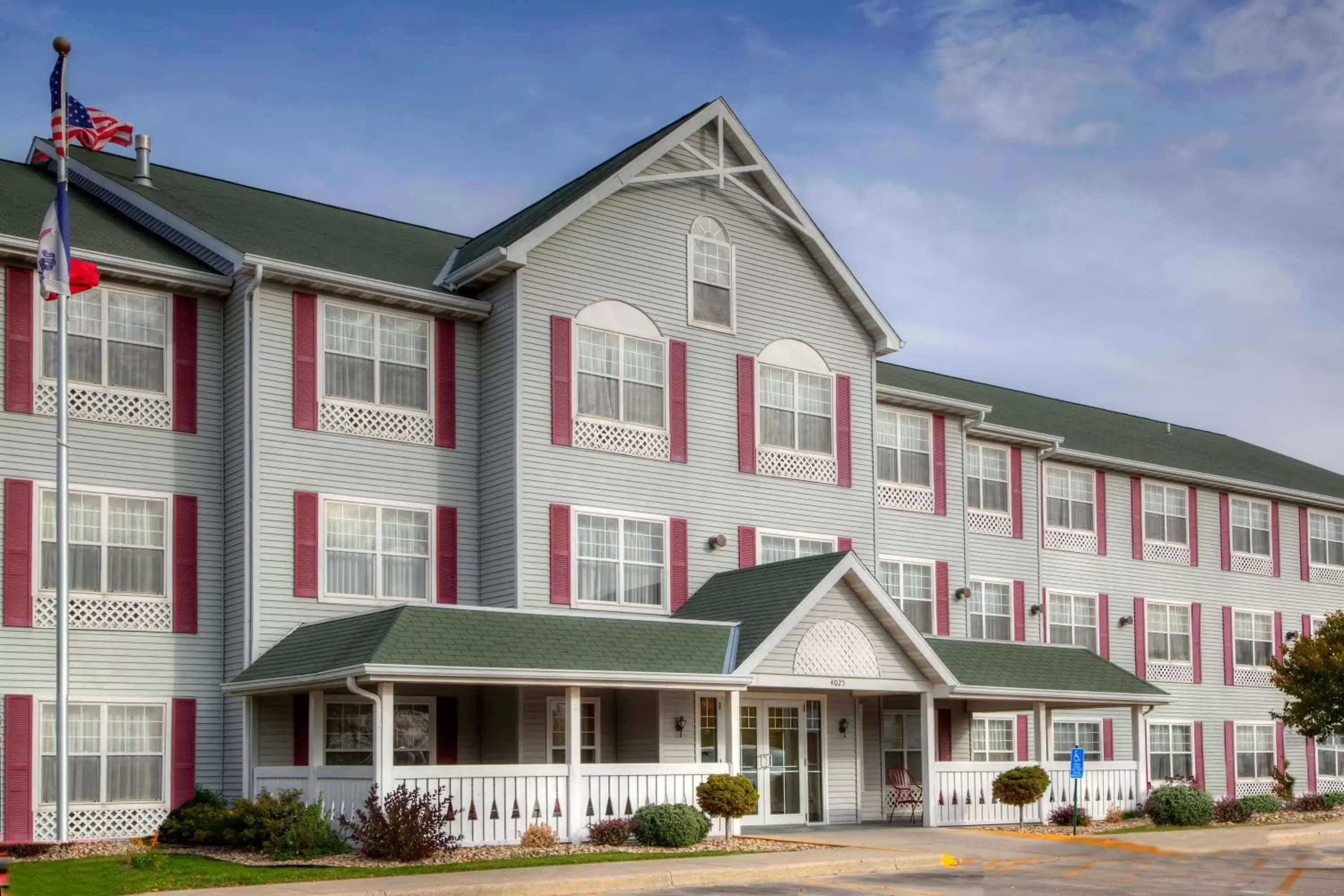 Country Inn & Suites by Radisson, Waterloo, IA Country Inn & Suites by Radisson, Waterloo, IA