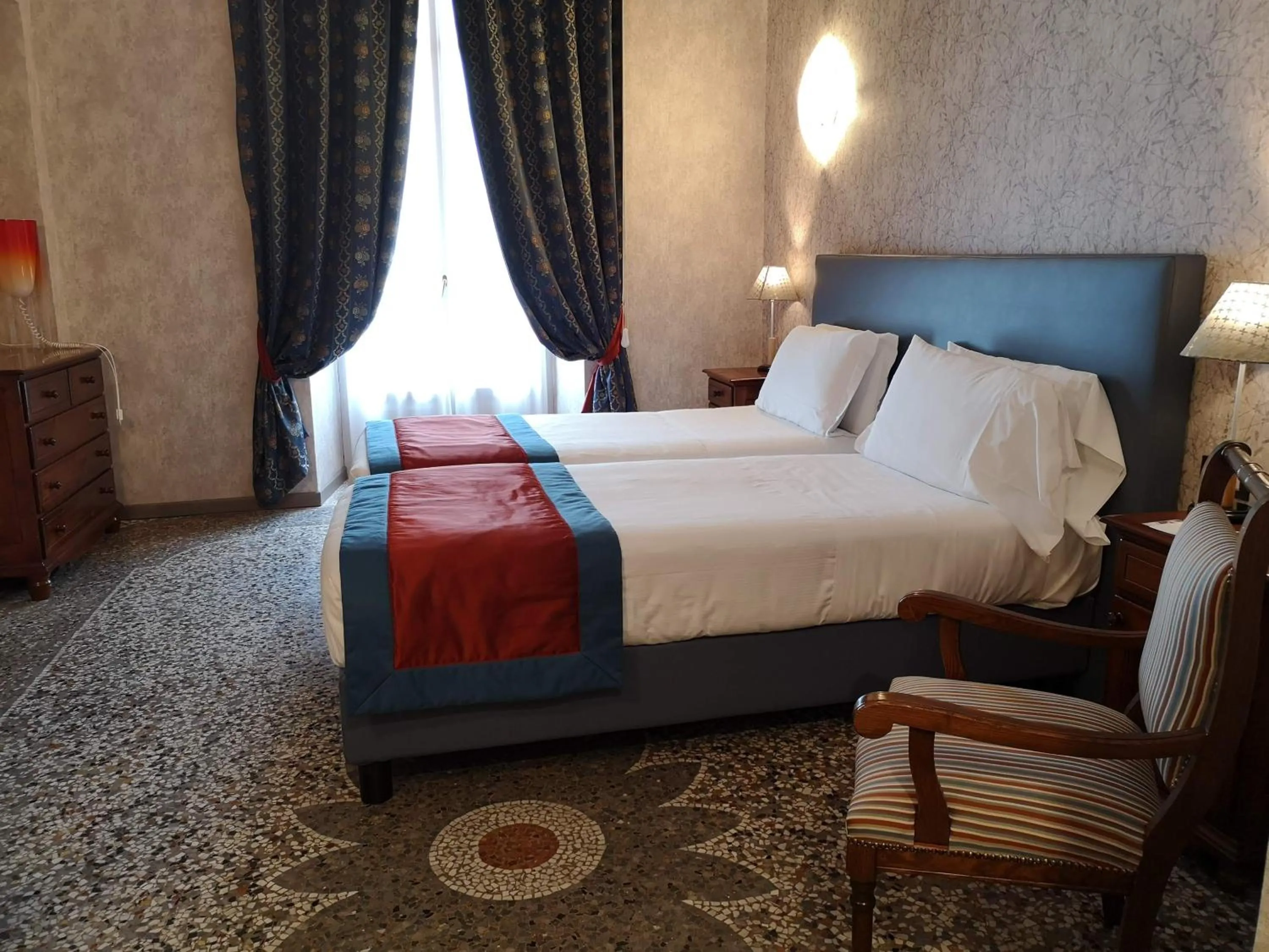 Decorative detail, Bed in Best Western Hotel Genio