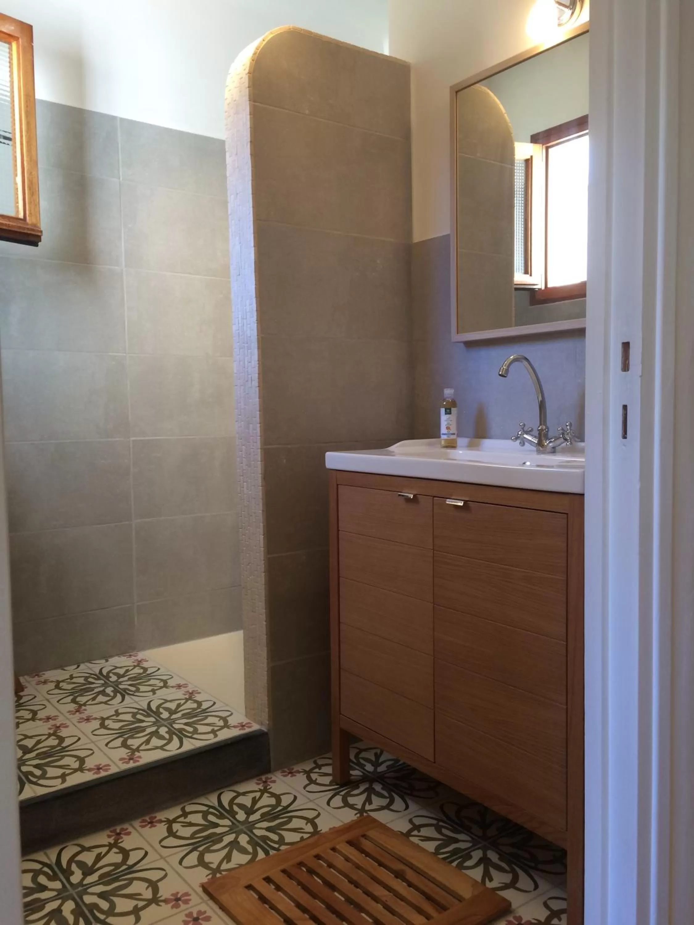 Bathroom in La Perle des Montagnes - Bed and breakfast - Chambre d hôte