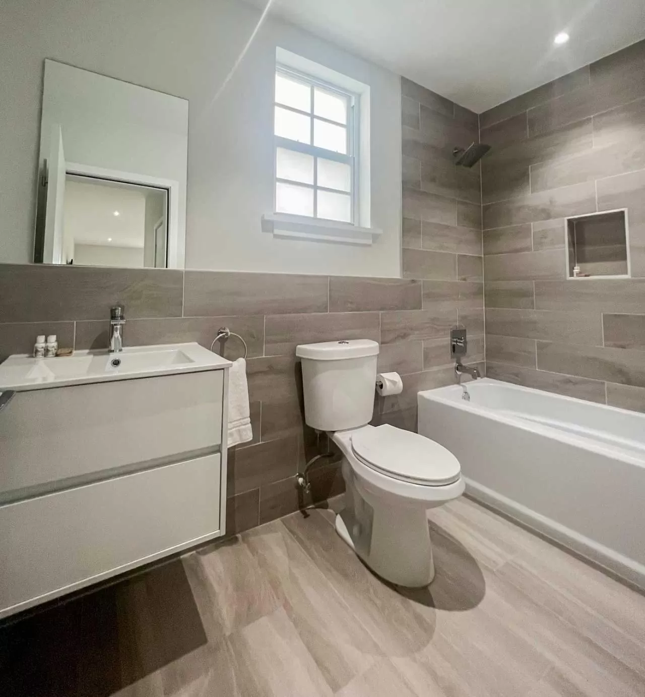 Bathroom in Palm Cay Marina and Resort