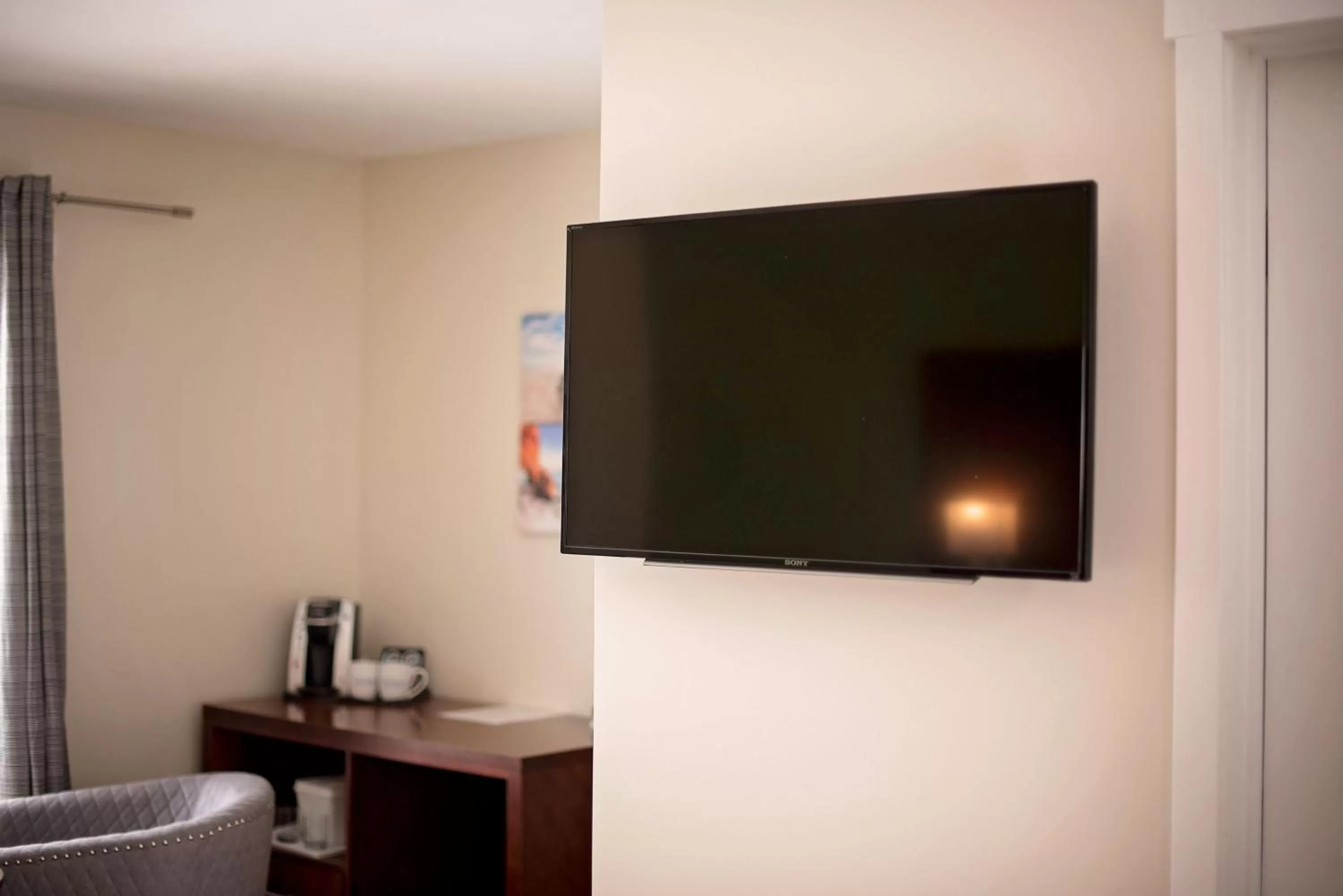 TV/Entertainment Center in Ledges By the Bay