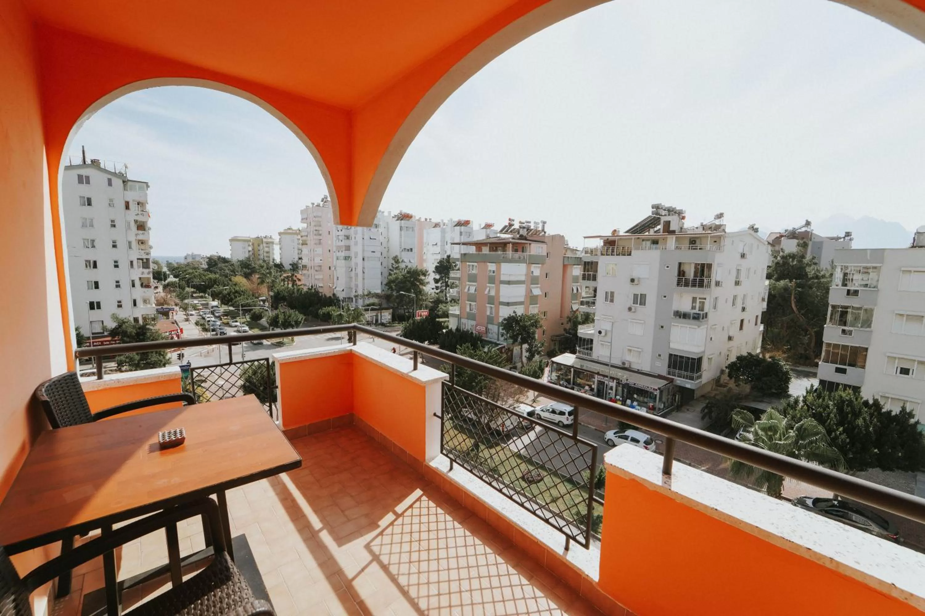 Neighbourhood, Balcony/Terrace in BEETLE HOUSE COFFEE HOTEL