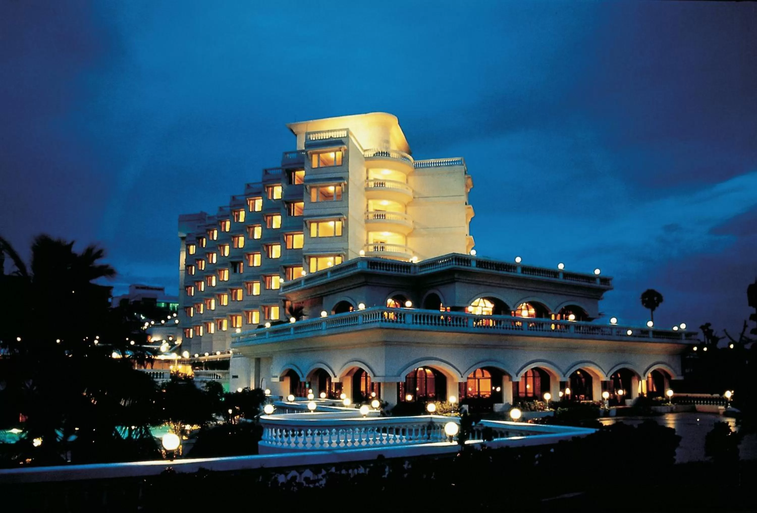 Facade/entrance in The Gateway Hotel Beach Road Visakhapatnam