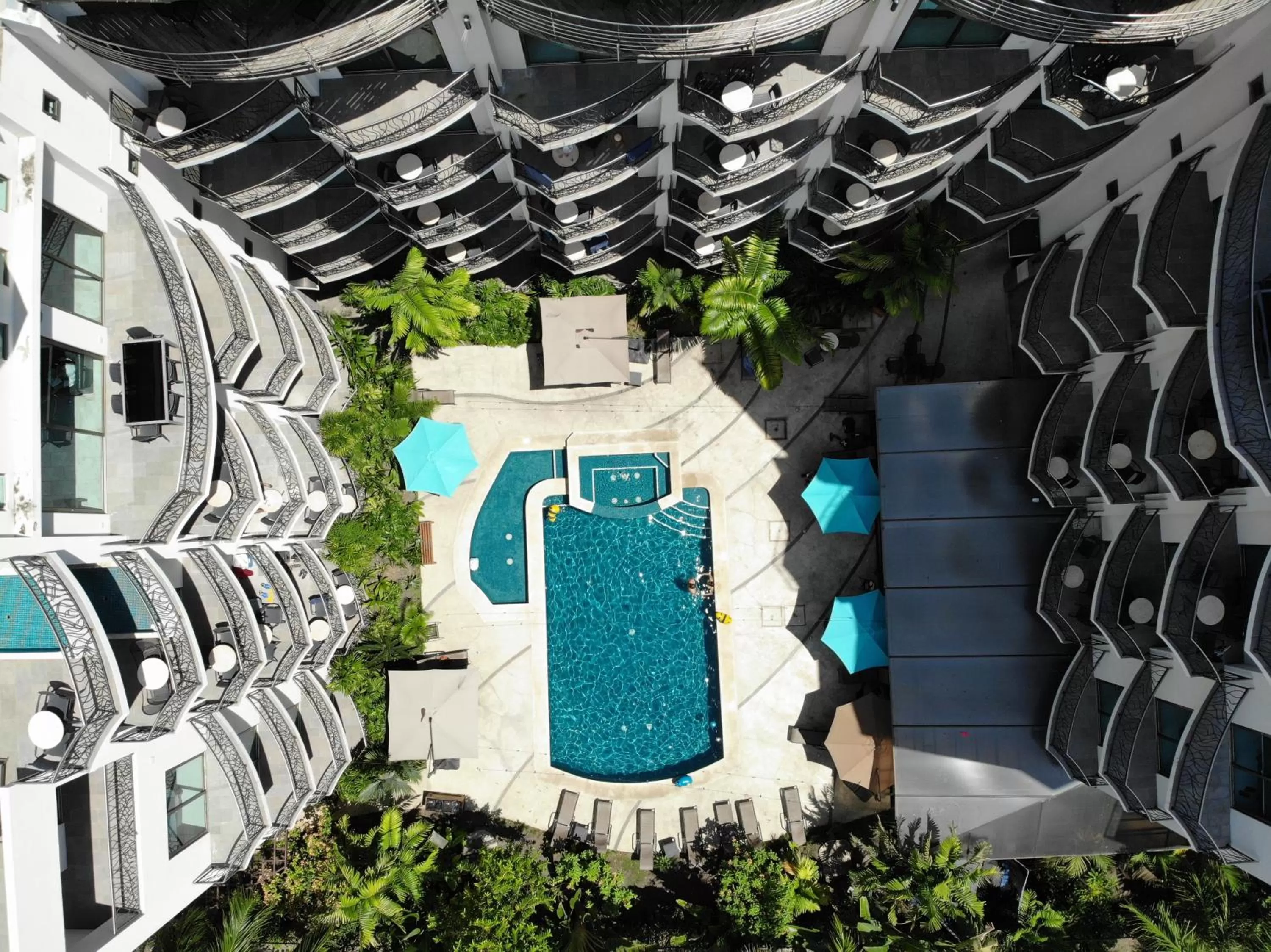 Property building in PACIFIC SUITES Boutique Hotel and Bistro