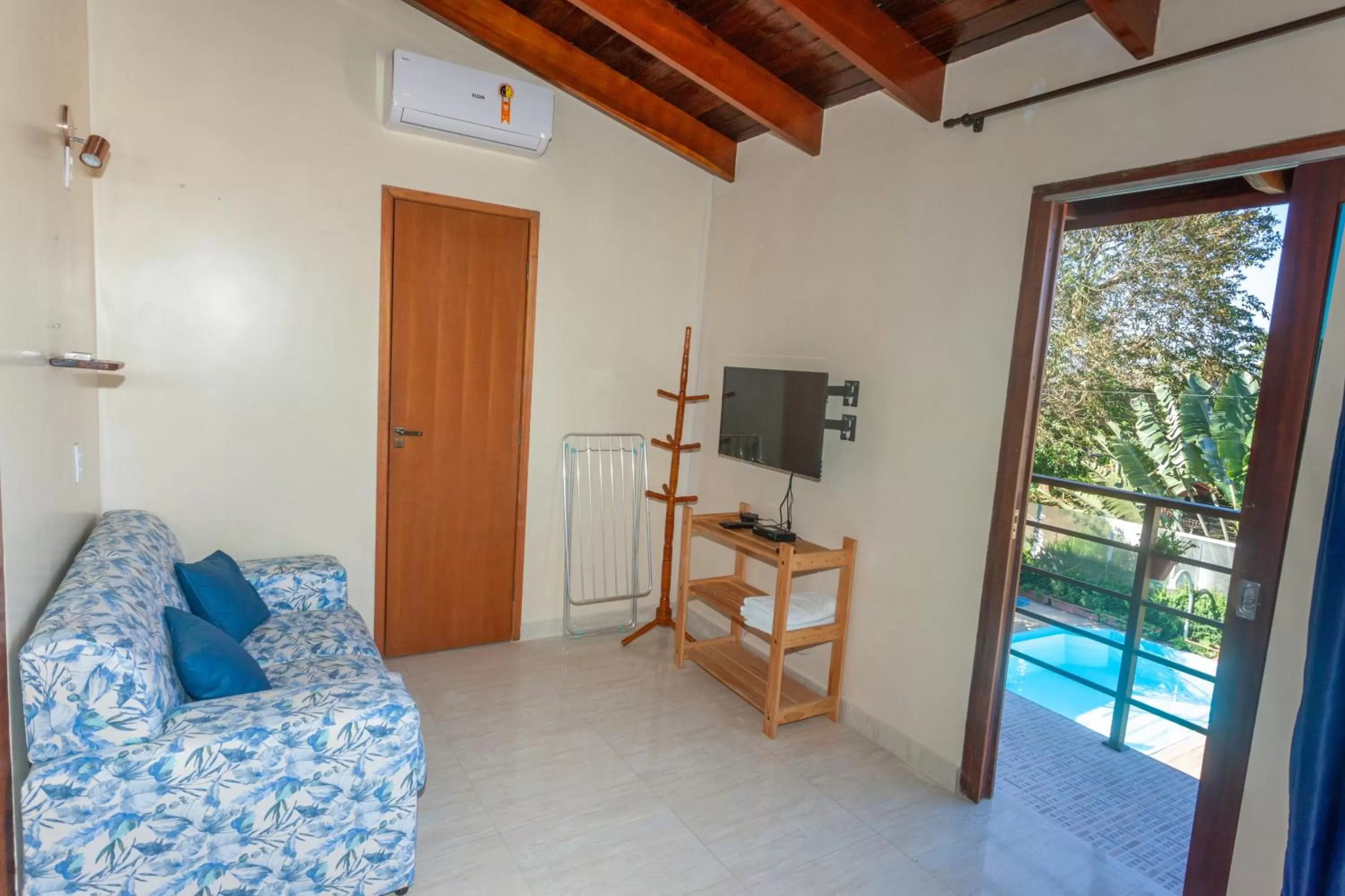 TV and multimedia in Ubatuba Ecologic Pousada