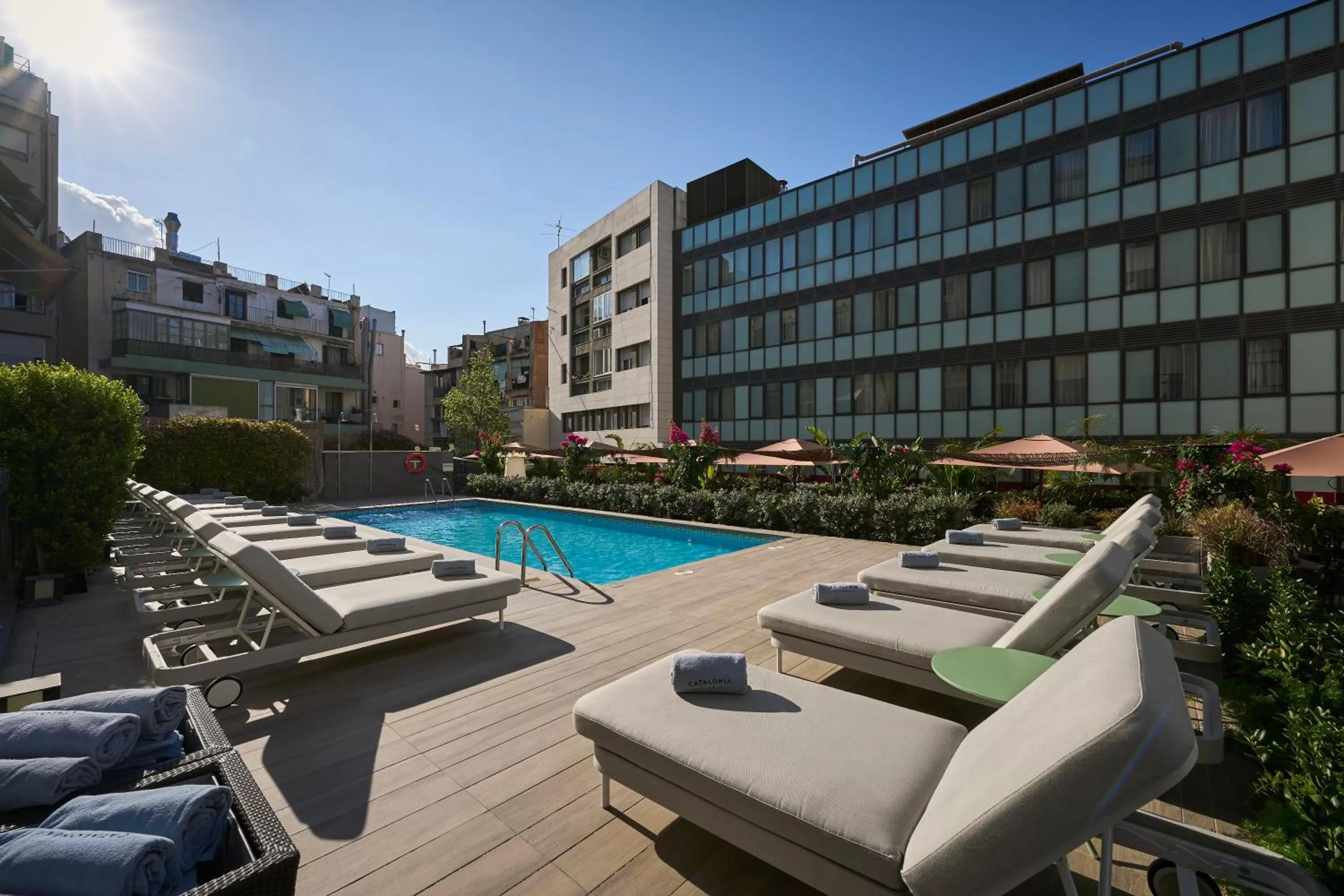 Swimming pool in Catalonia Ramblas 4* Sup