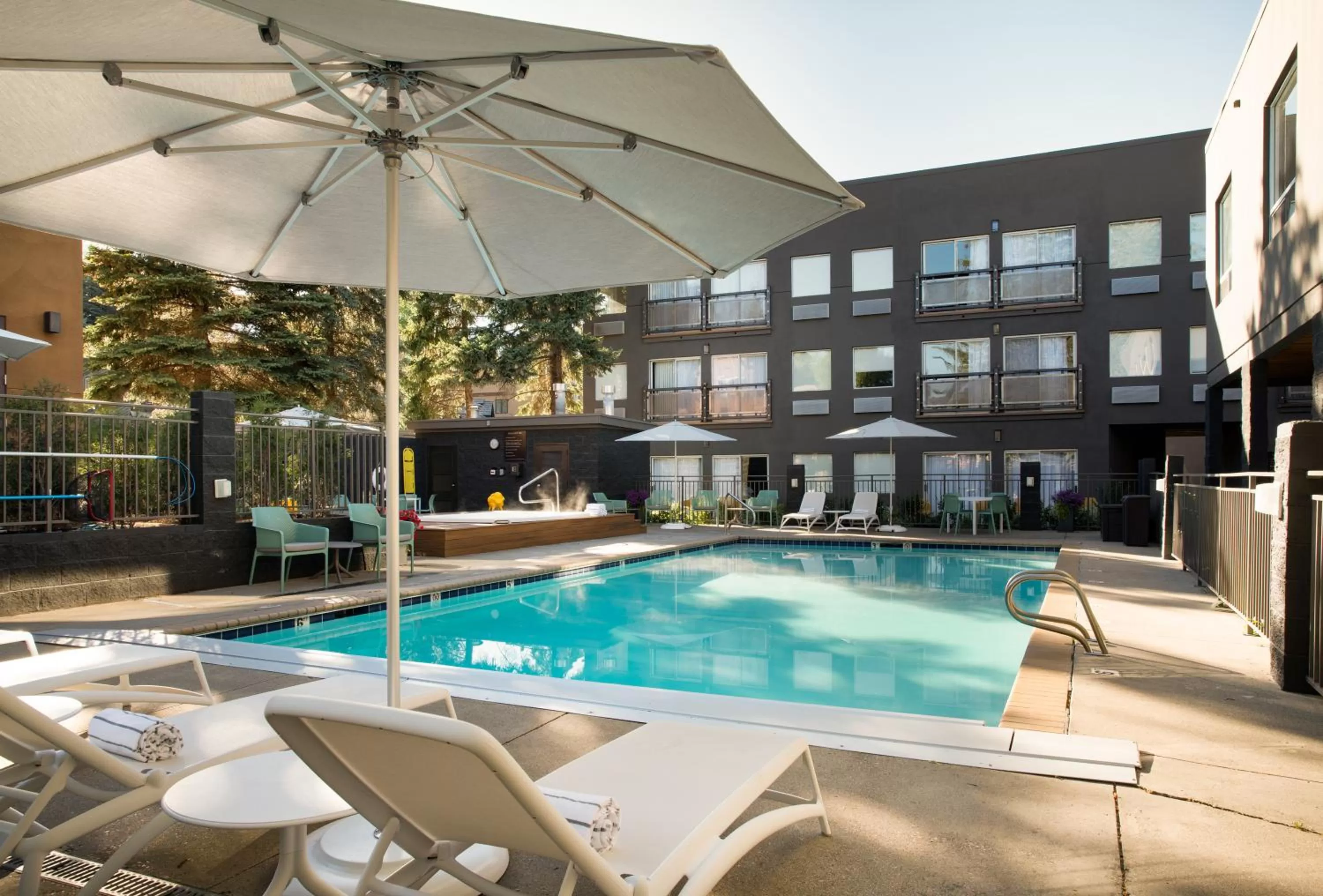 Swimming pool in Hotel Ketchum