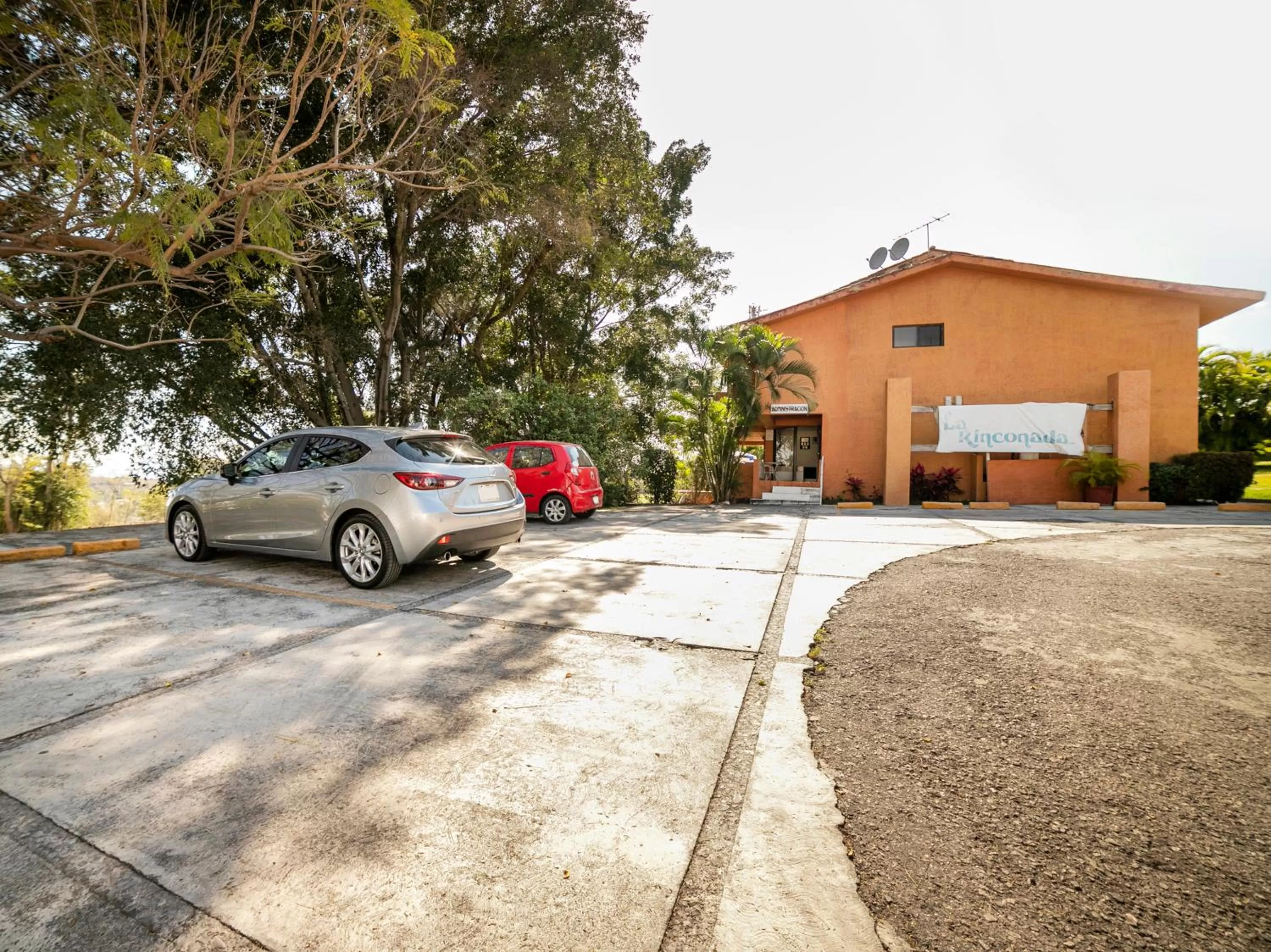 Property building in Hotel La Rinconada Santa Fe