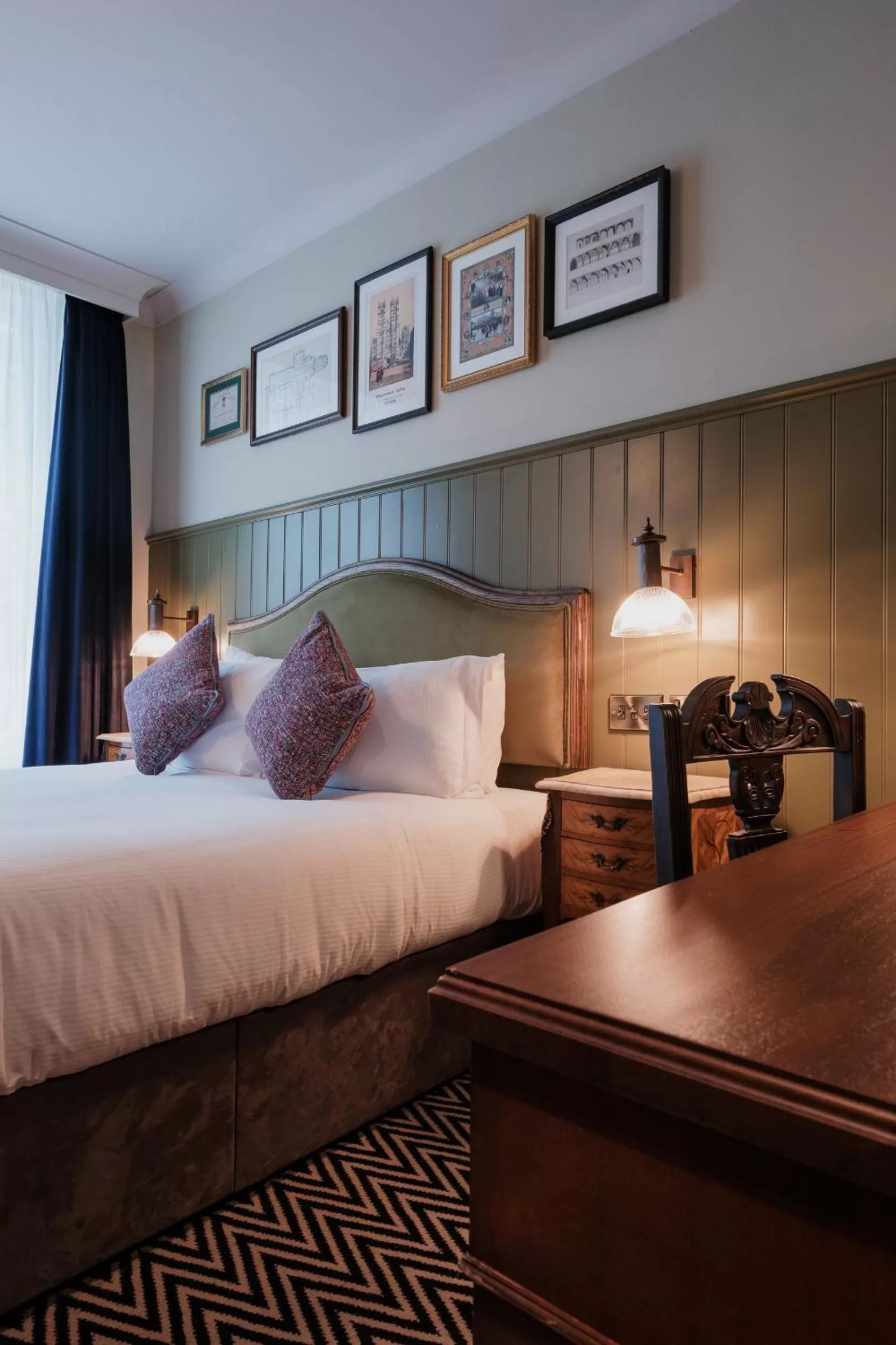 Bed in The Sanctuary House Hotel