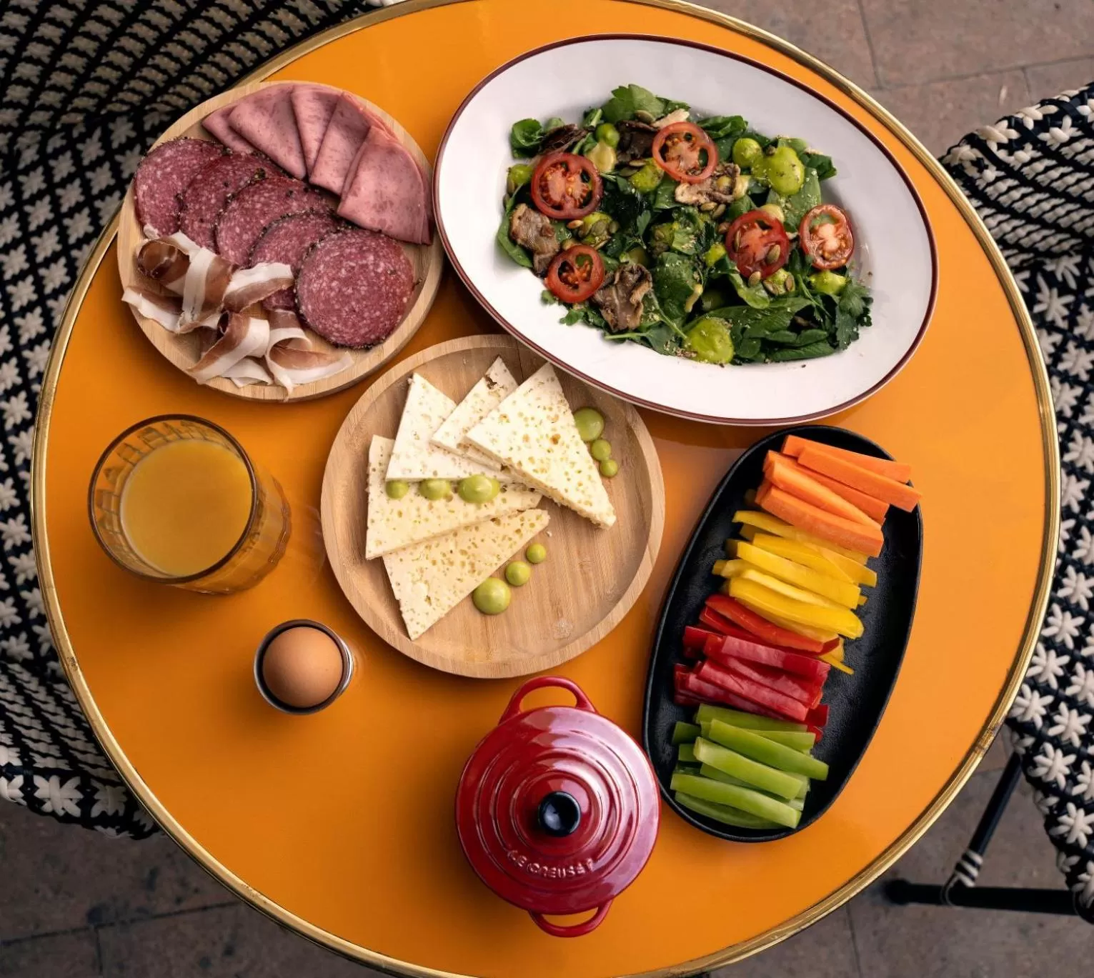 Restaurant/places to eat in Bazzar Boutique Hotel