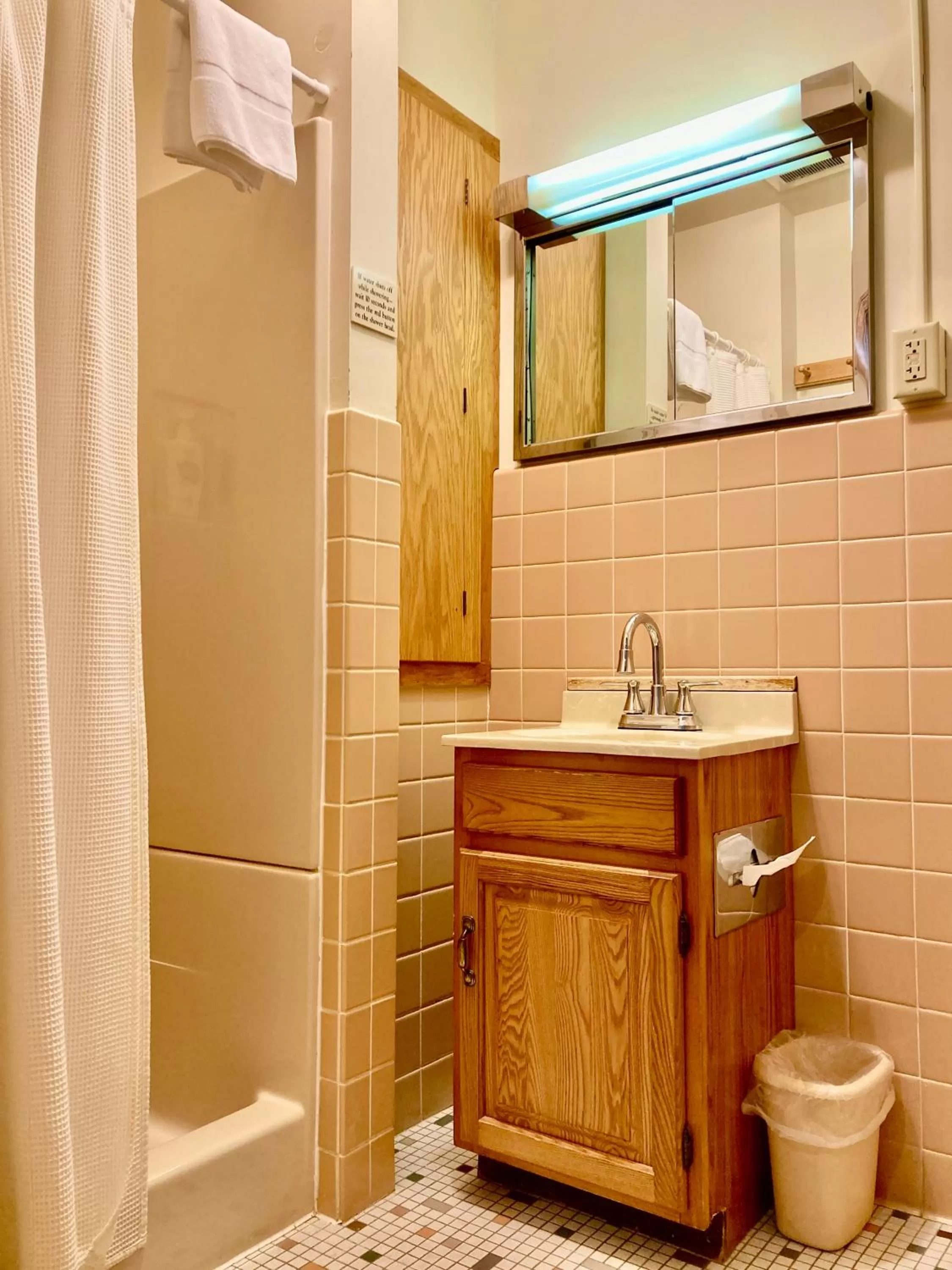 Bathroom in Garden Grove Retreat & Lodging near Pictured Rocks, Fayette, Trails