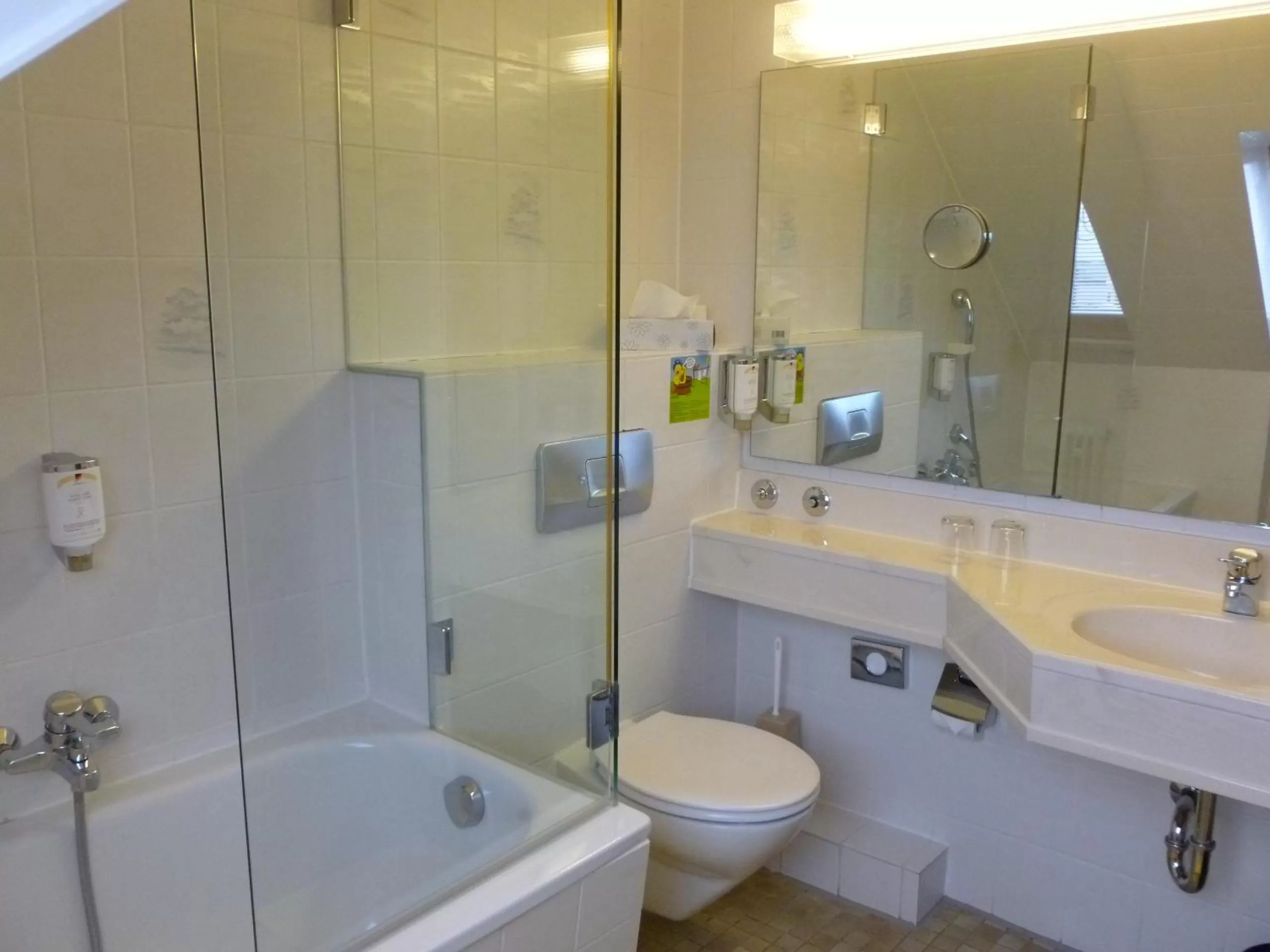 Bathroom in Hotel Hauser an der Universität