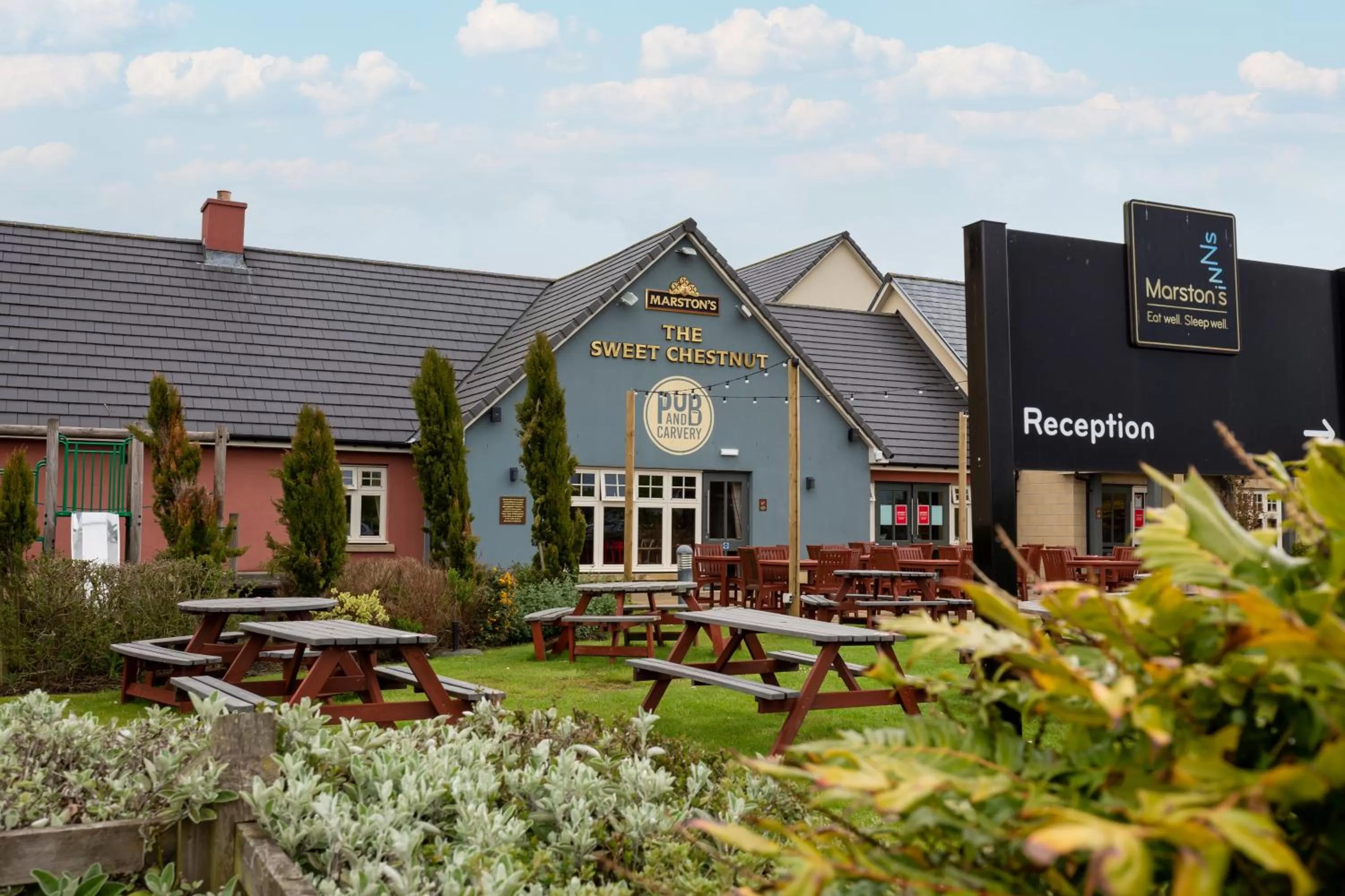 Property building in Sweet Chestnut, Dunfermline by Marston's Inns